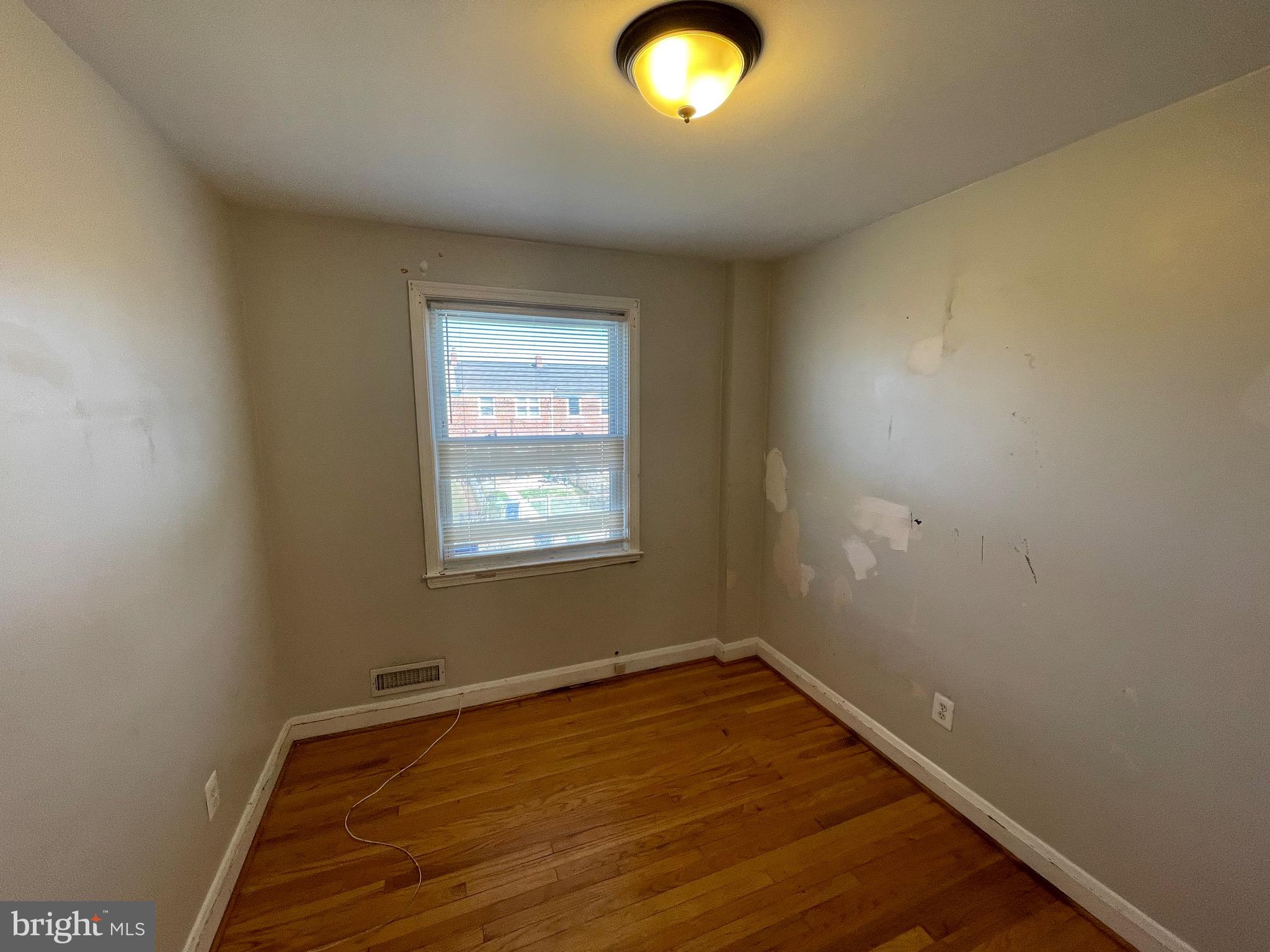 NORTHWOOD - Residential