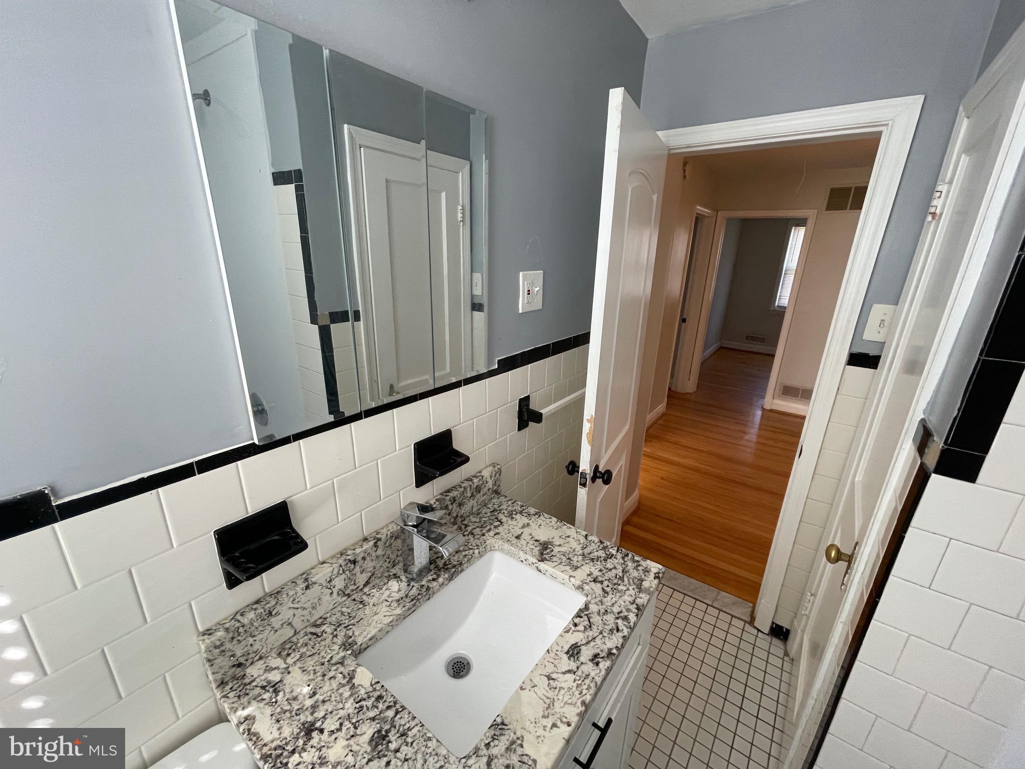 NORTHWOOD - Residential