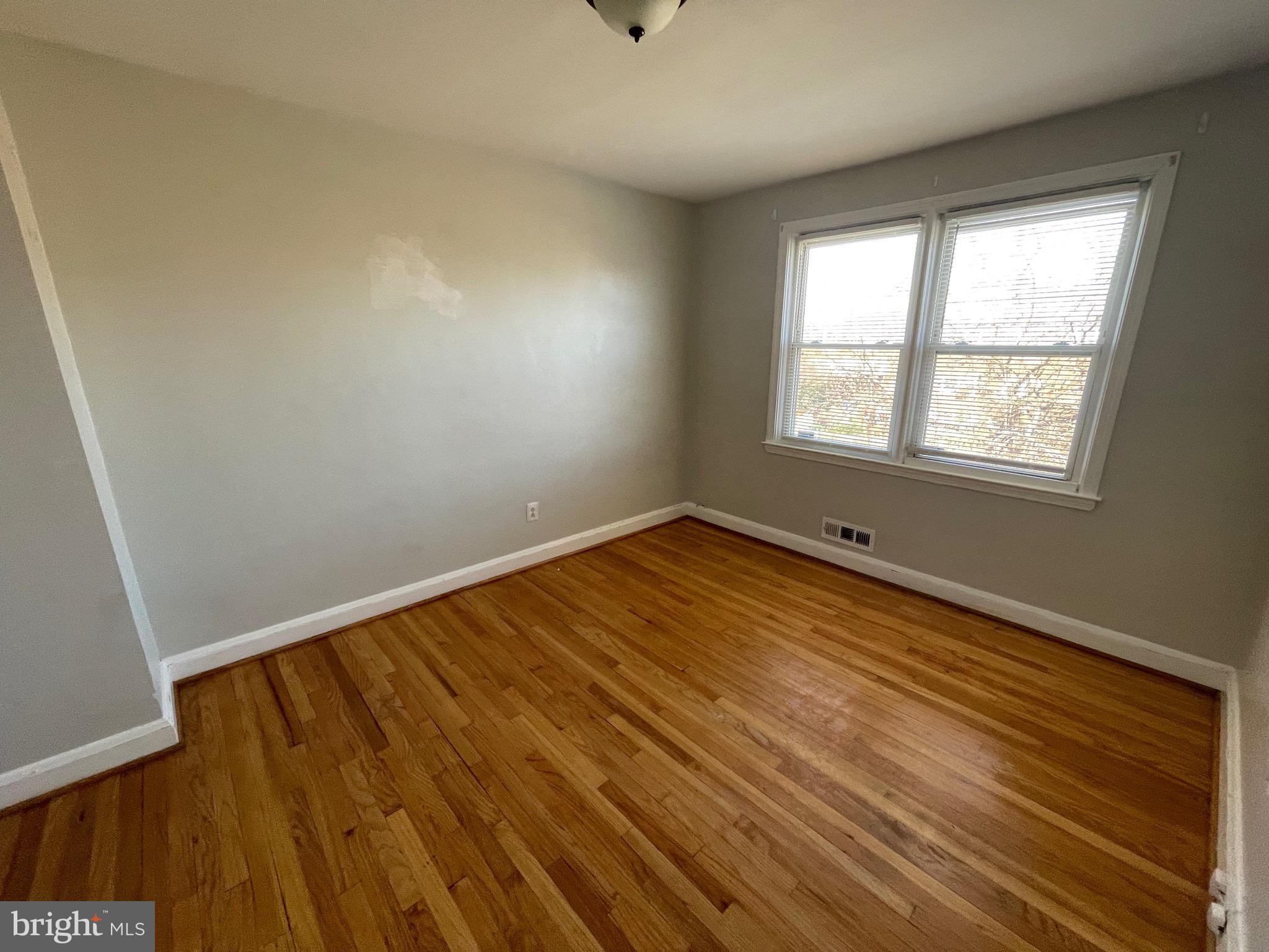 NORTHWOOD - Residential