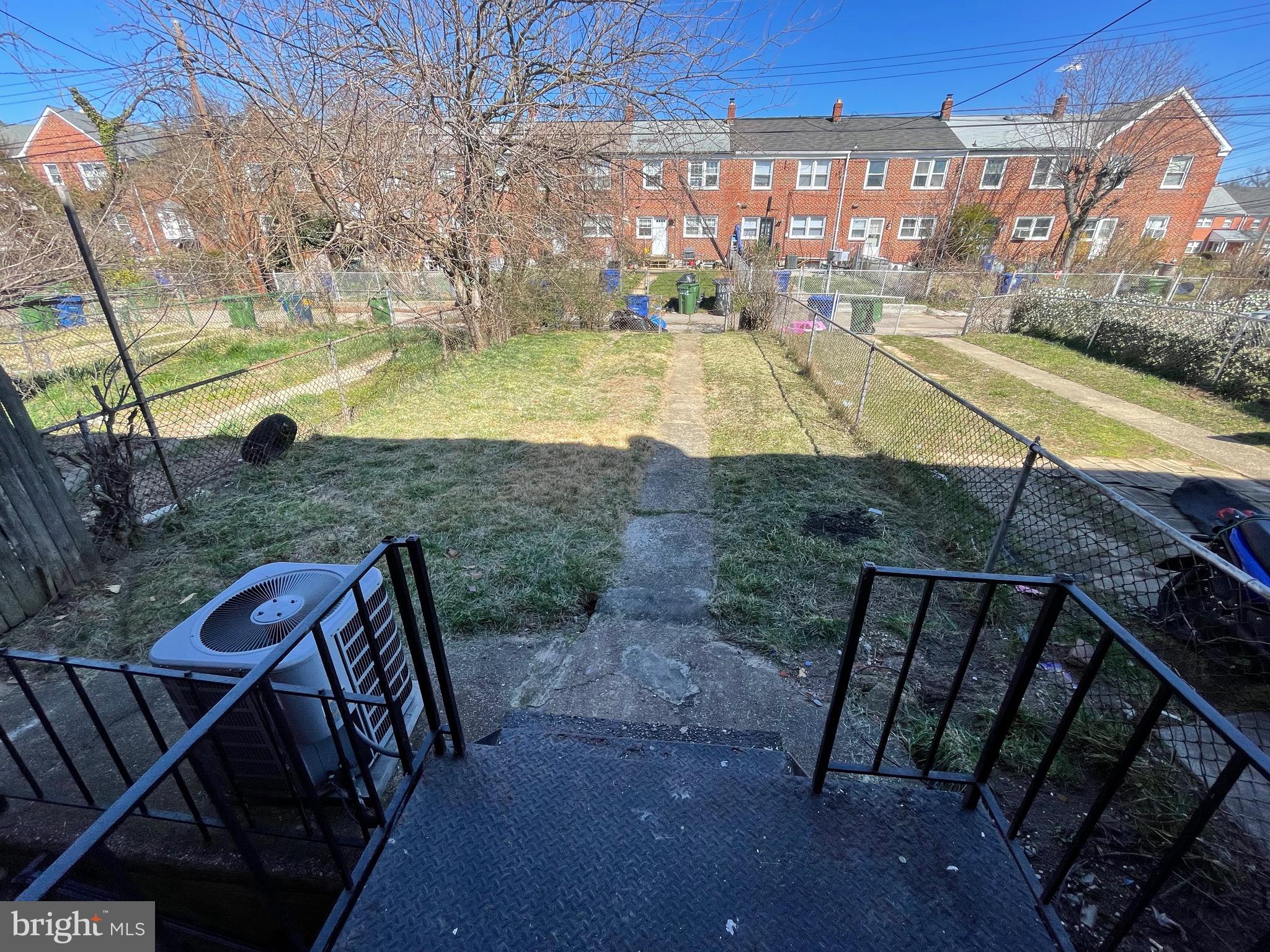 NORTHWOOD - Residential