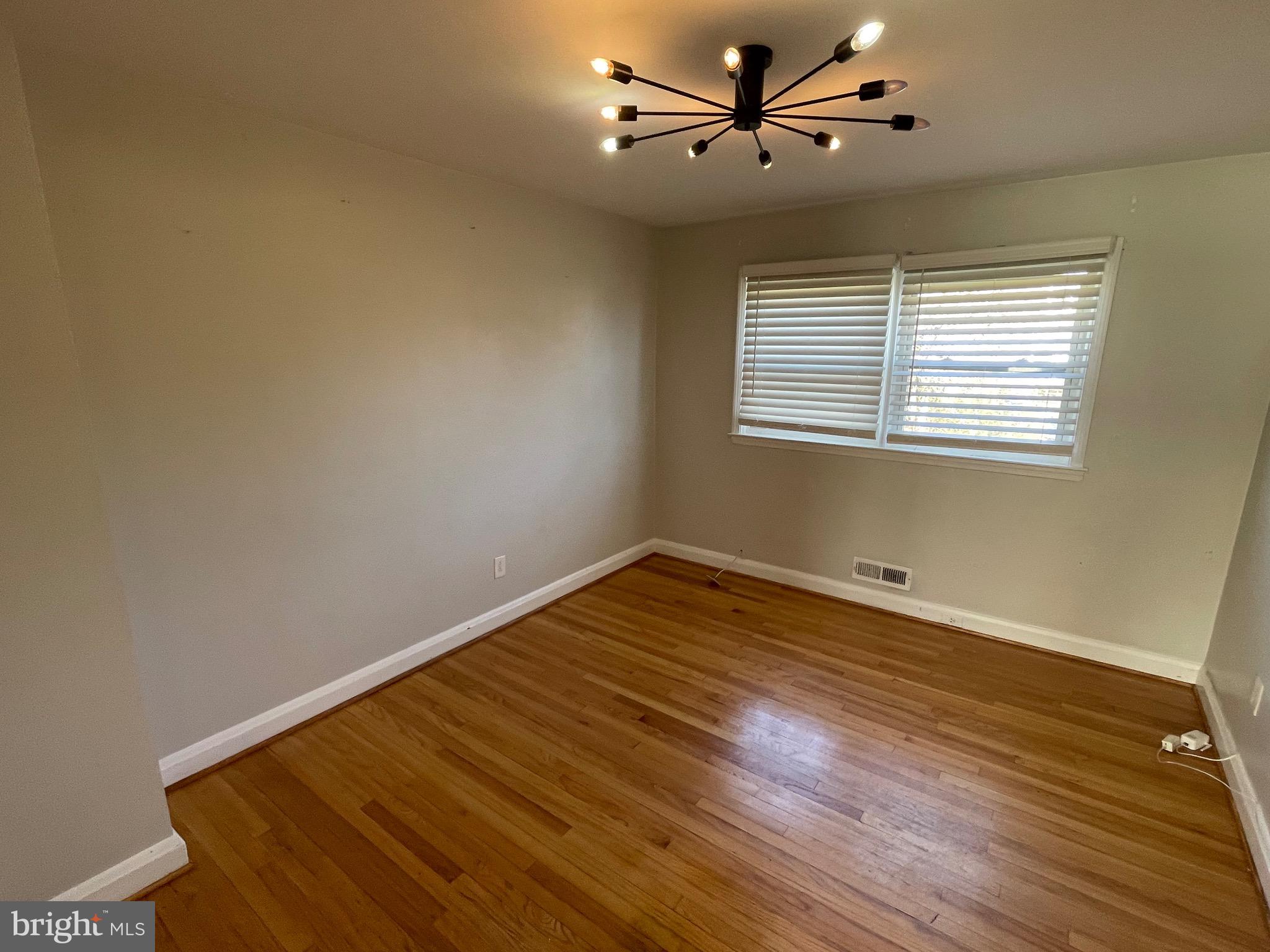 NORTHWOOD - Residential