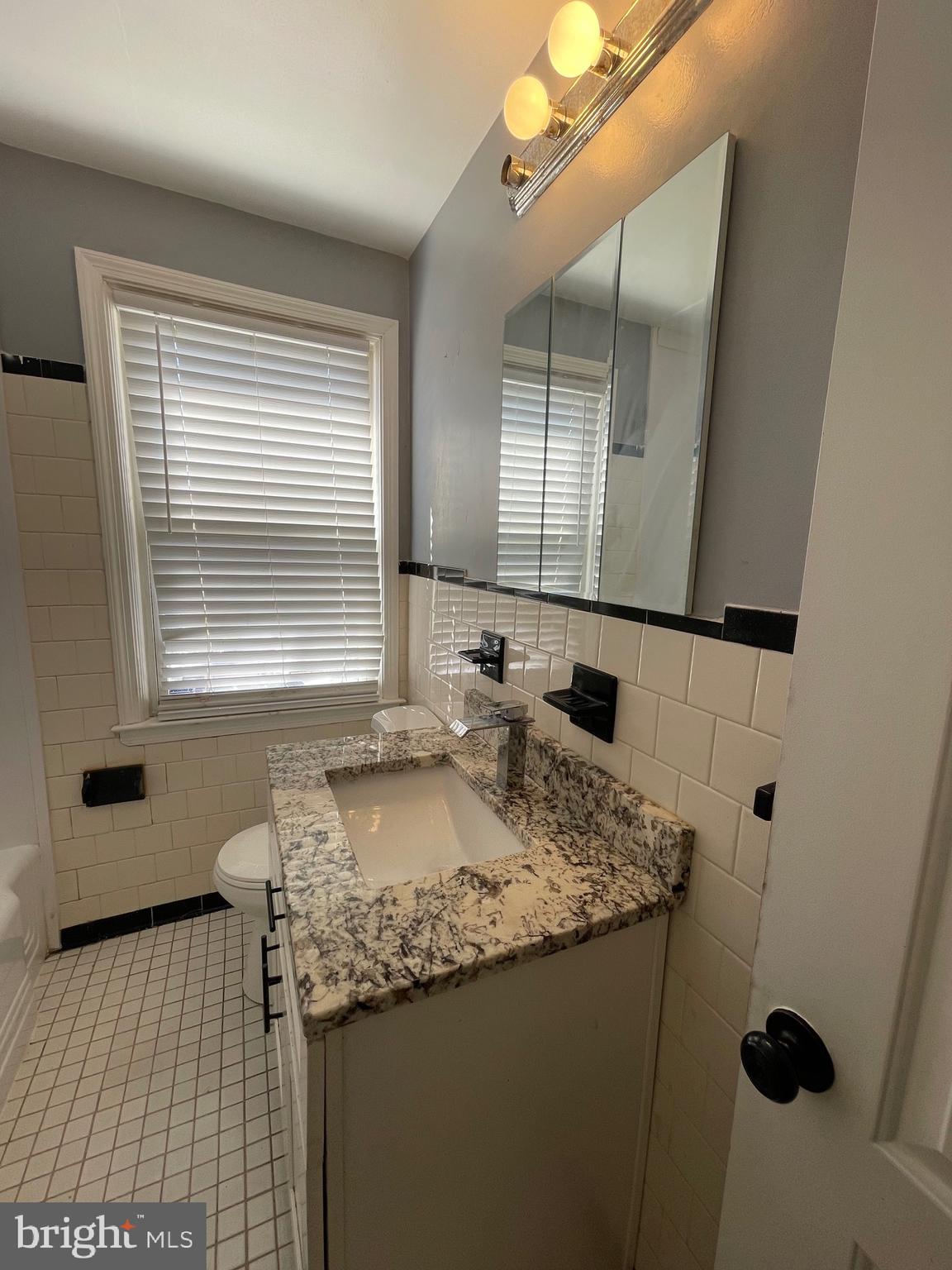 NORTHWOOD - Residential