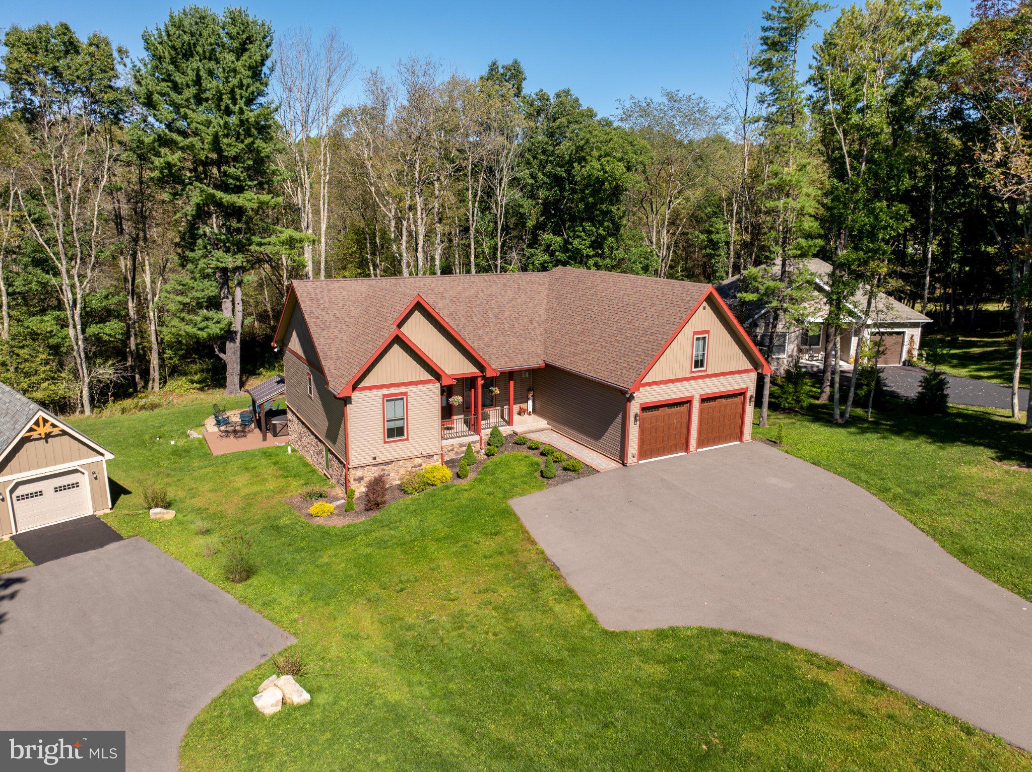 128 COLLEGE HEIGHTS COURT