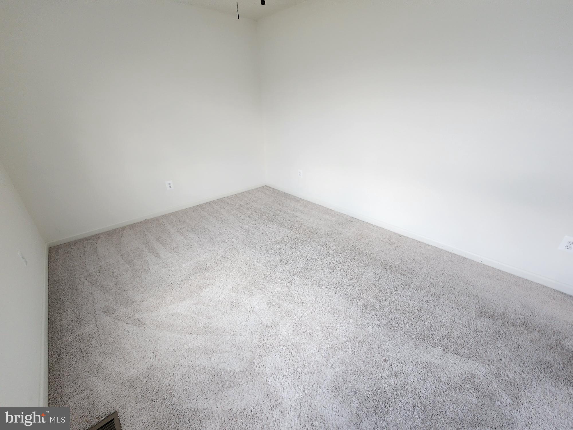 OVERLOOK AT RIVERSIDE - Residential Lease