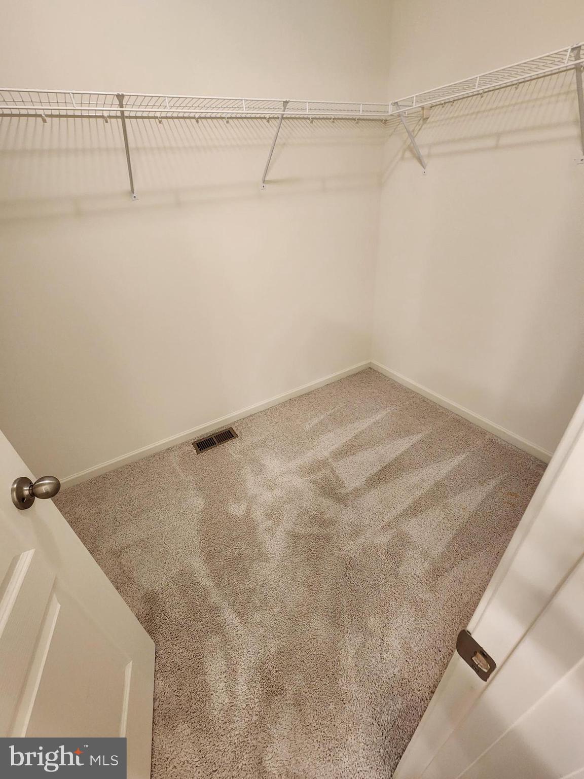 OVERLOOK AT RIVERSIDE - Residential Lease