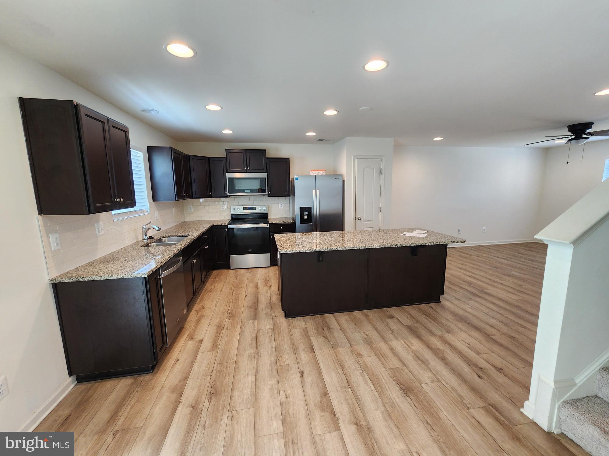 OVERLOOK AT RIVERSIDE - Residential Lease