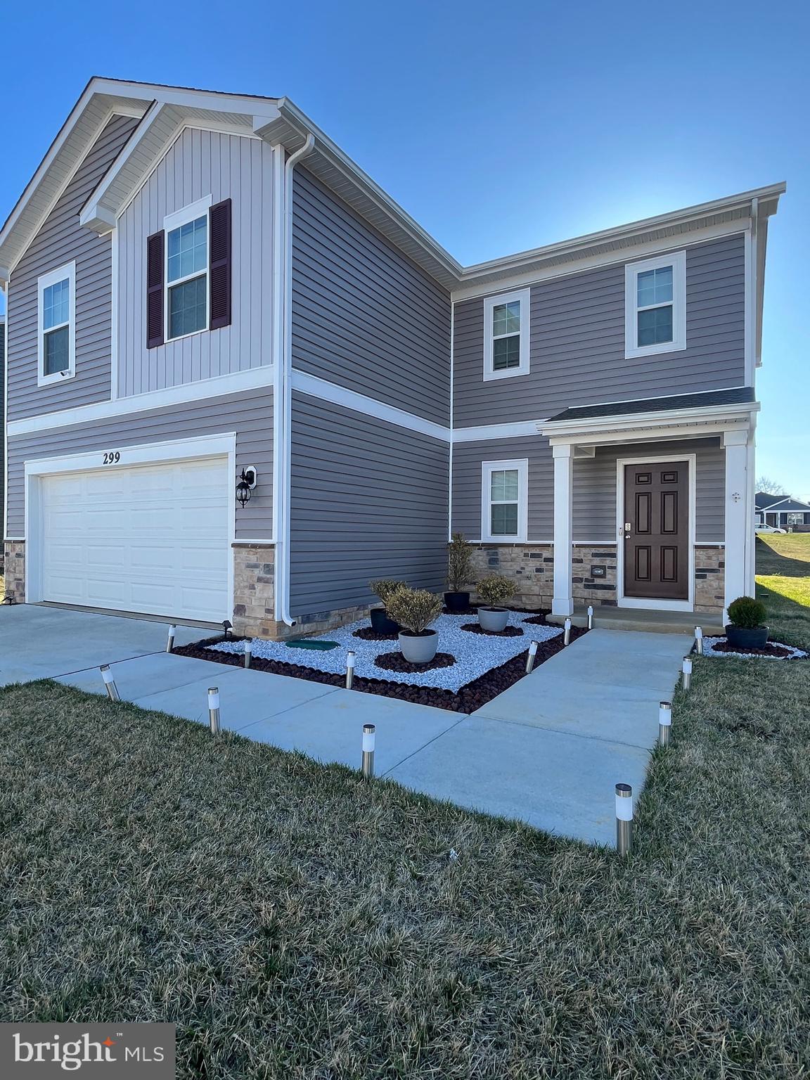 RED HILL - Residential Lease