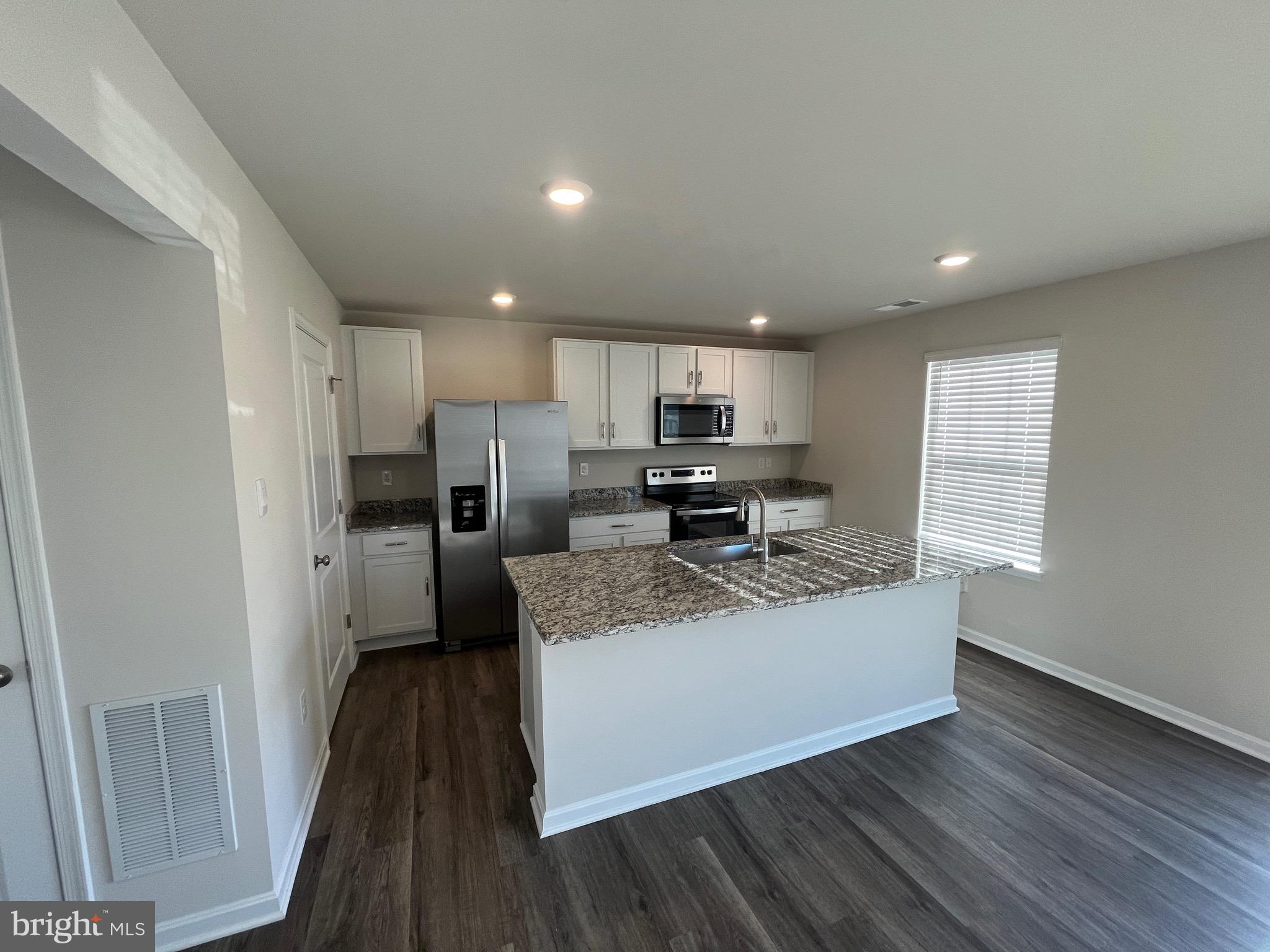 RED HILL - Residential Lease