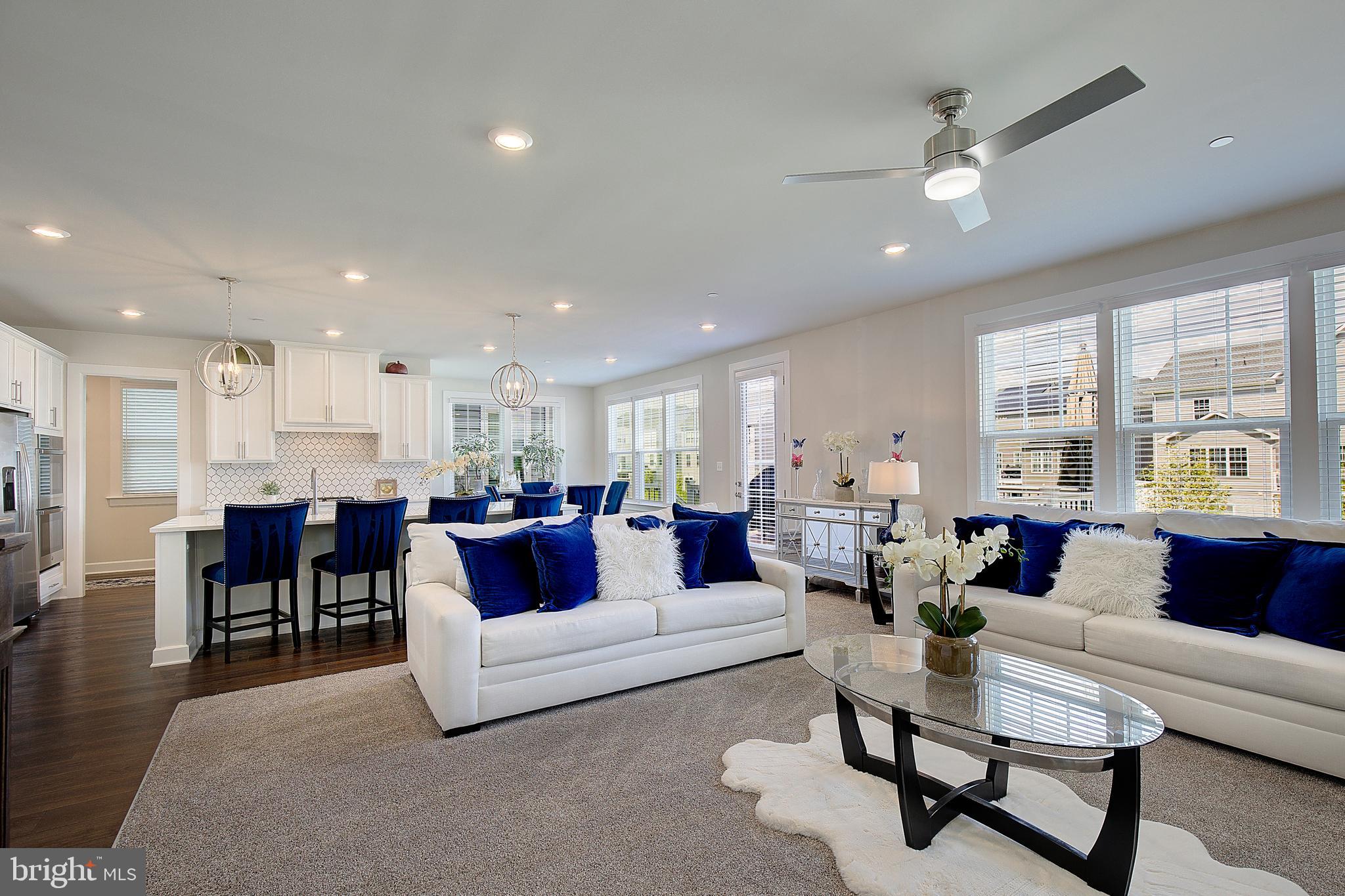 TWO RIVERS - Residential