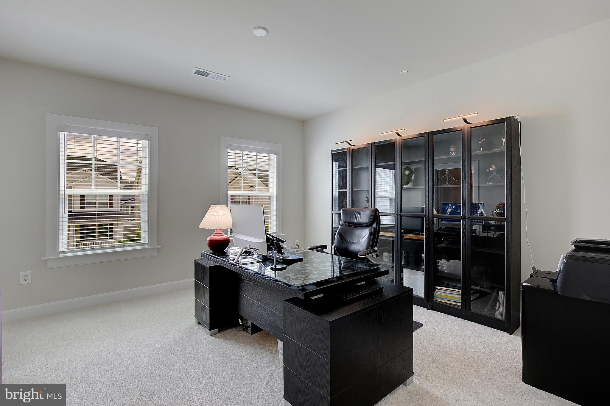 TWO RIVERS - Residential