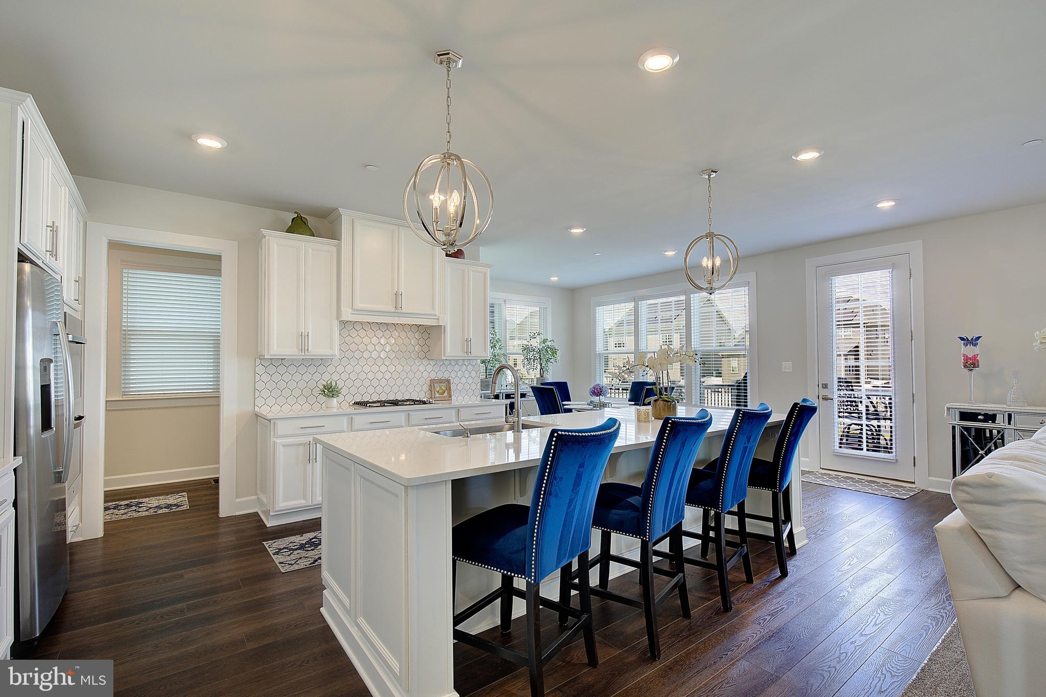 TWO RIVERS - Residential