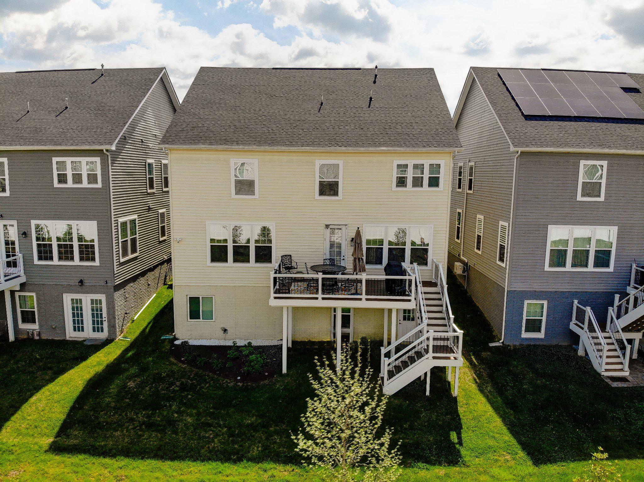 TWO RIVERS - Residential