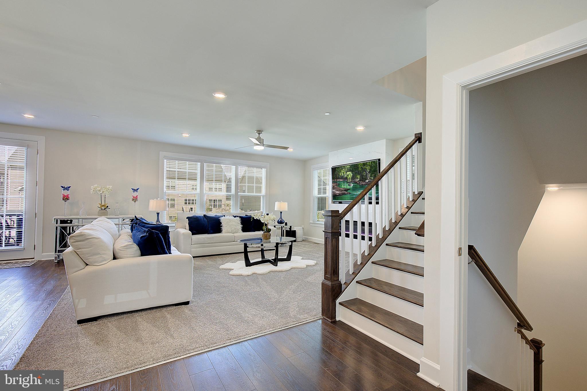 TWO RIVERS - Residential