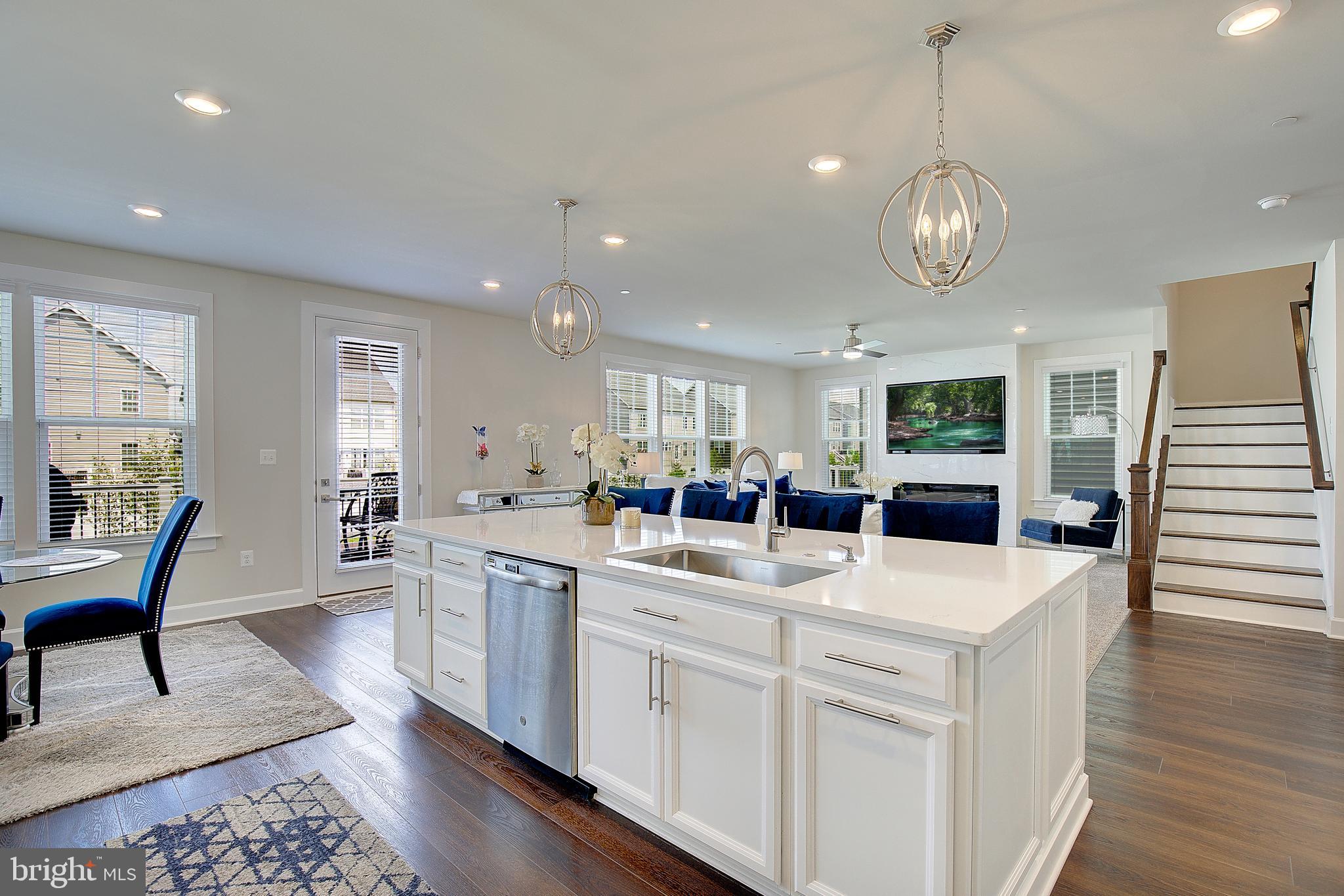 TWO RIVERS - Residential