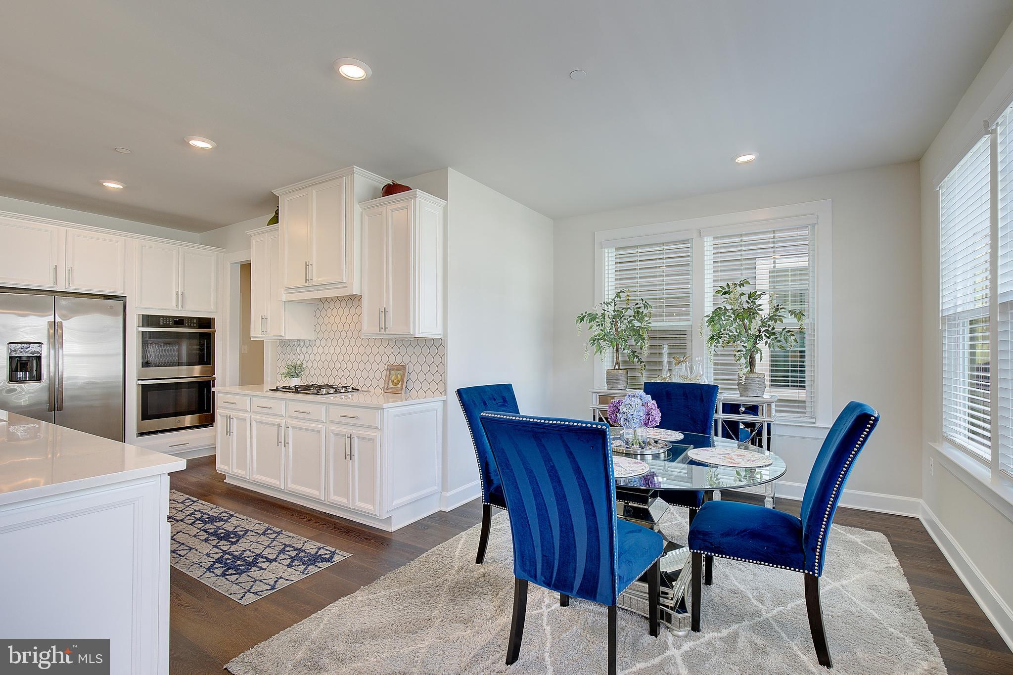 TWO RIVERS - Residential