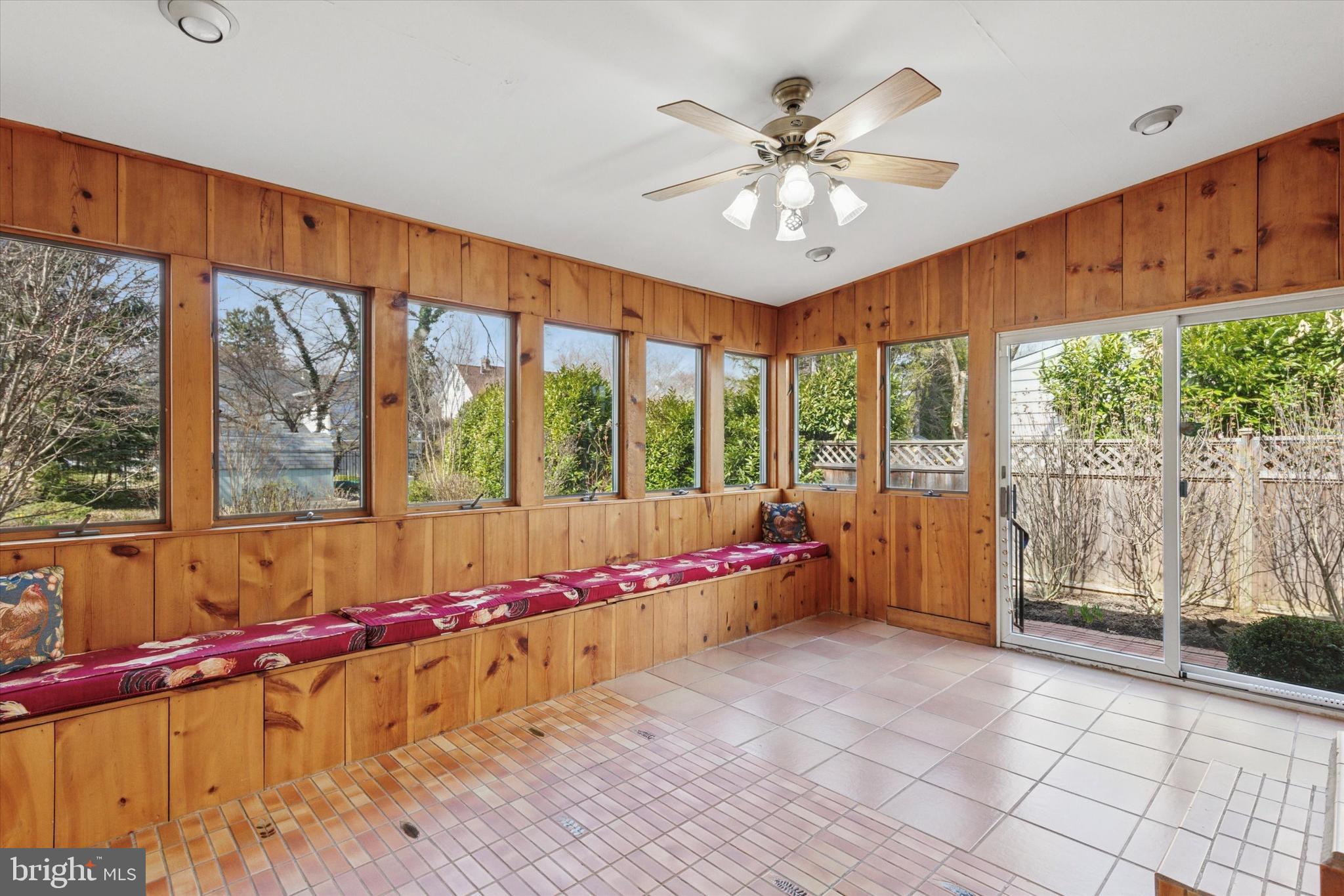 HIGHLAND FARMS - Residential