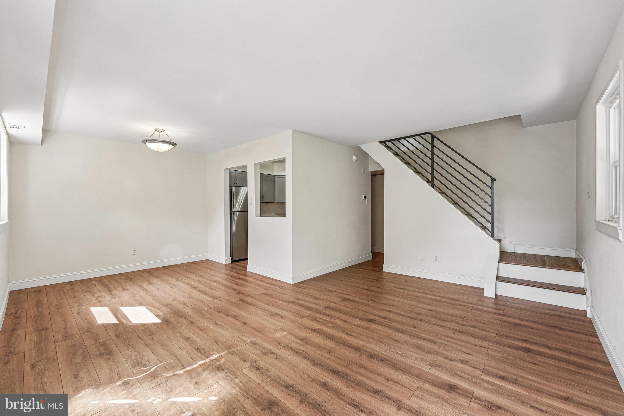 605 W MARKET STREET 35