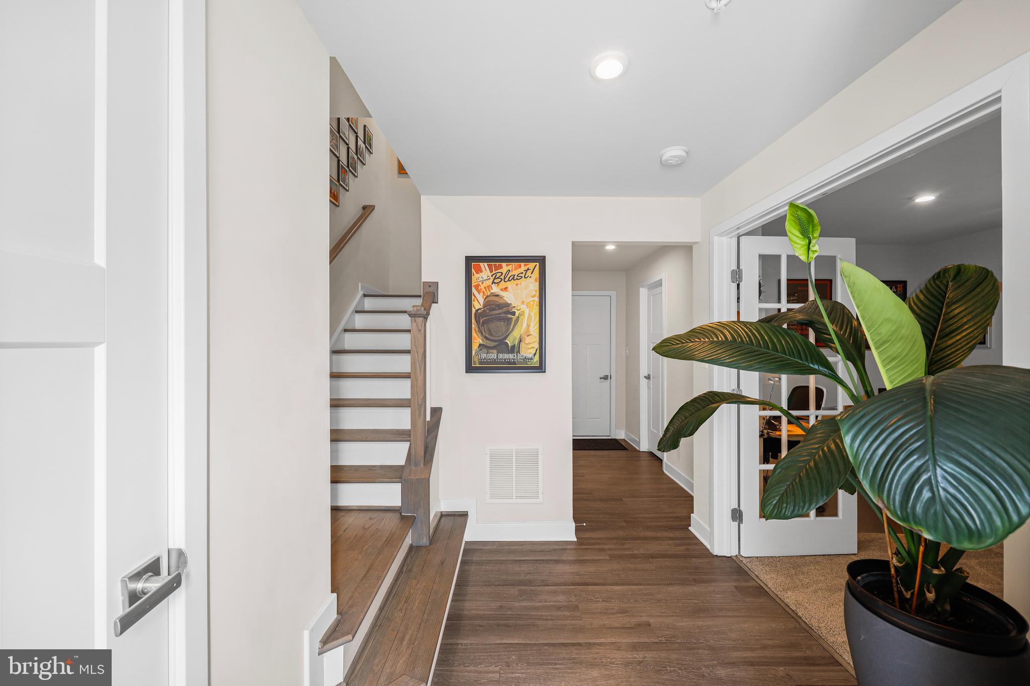 GREENLEIGH AT CROSSROADS - Residential Lease