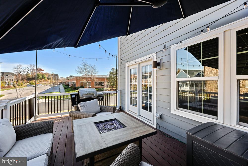 GREENLEIGH AT CROSSROADS - Residential Lease