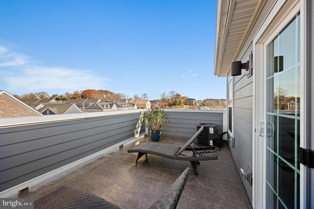 GREENLEIGH AT CROSSROADS - Residential Lease