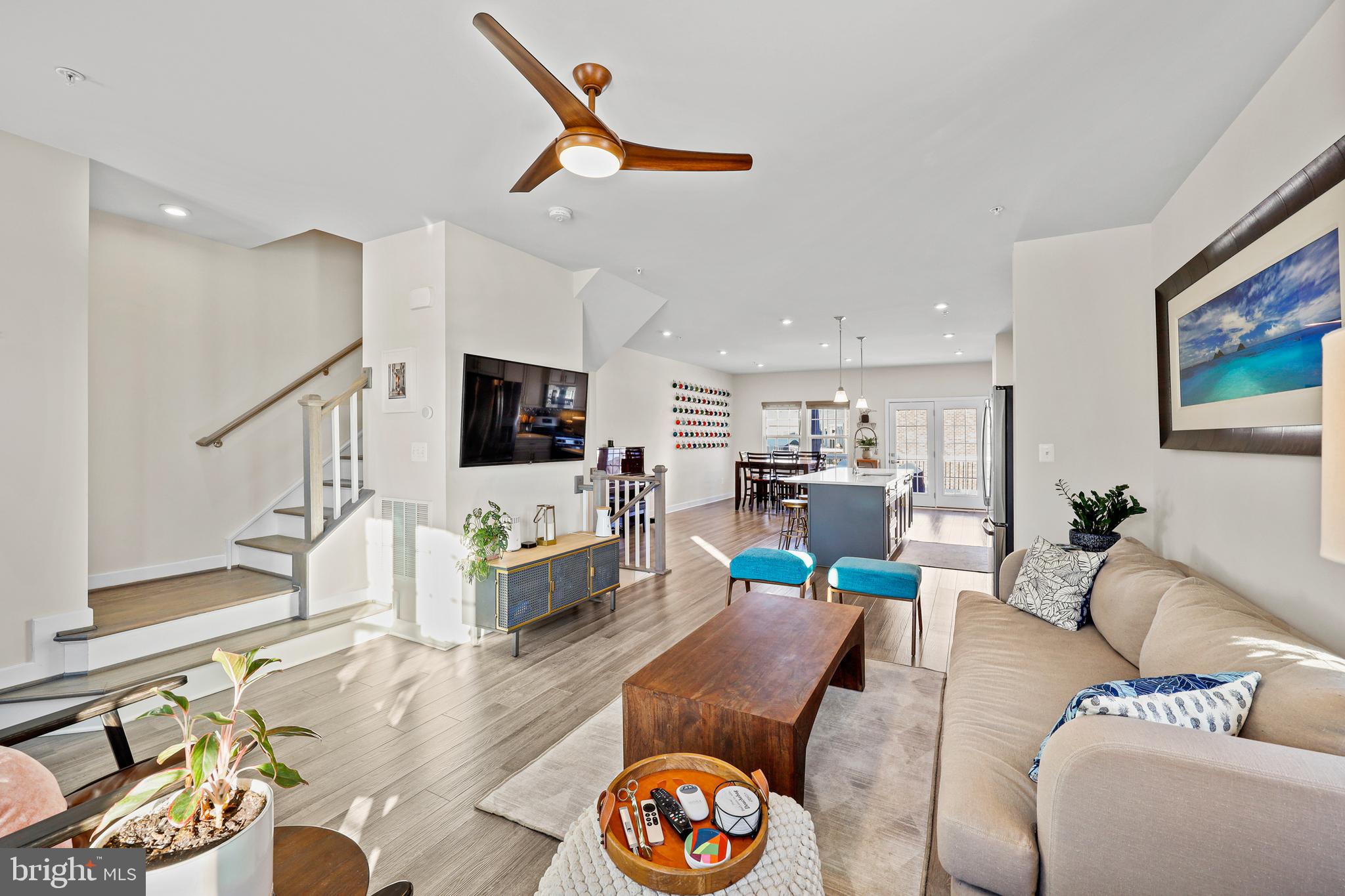 GREENLEIGH AT CROSSROADS - Residential Lease