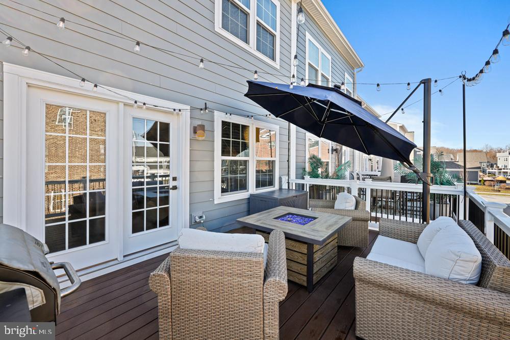 GREENLEIGH AT CROSSROADS - Residential Lease