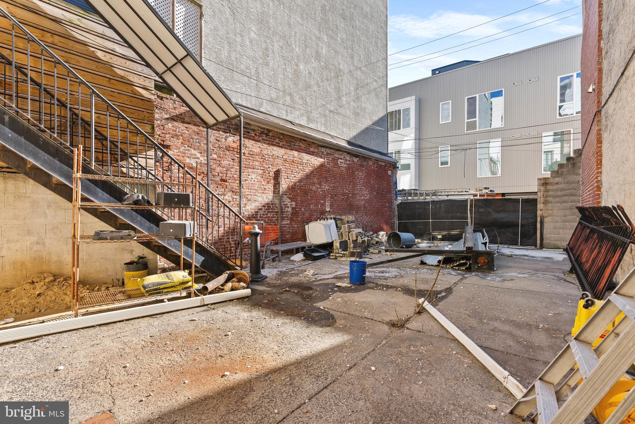 BELLA VISTA - Commercial Sale