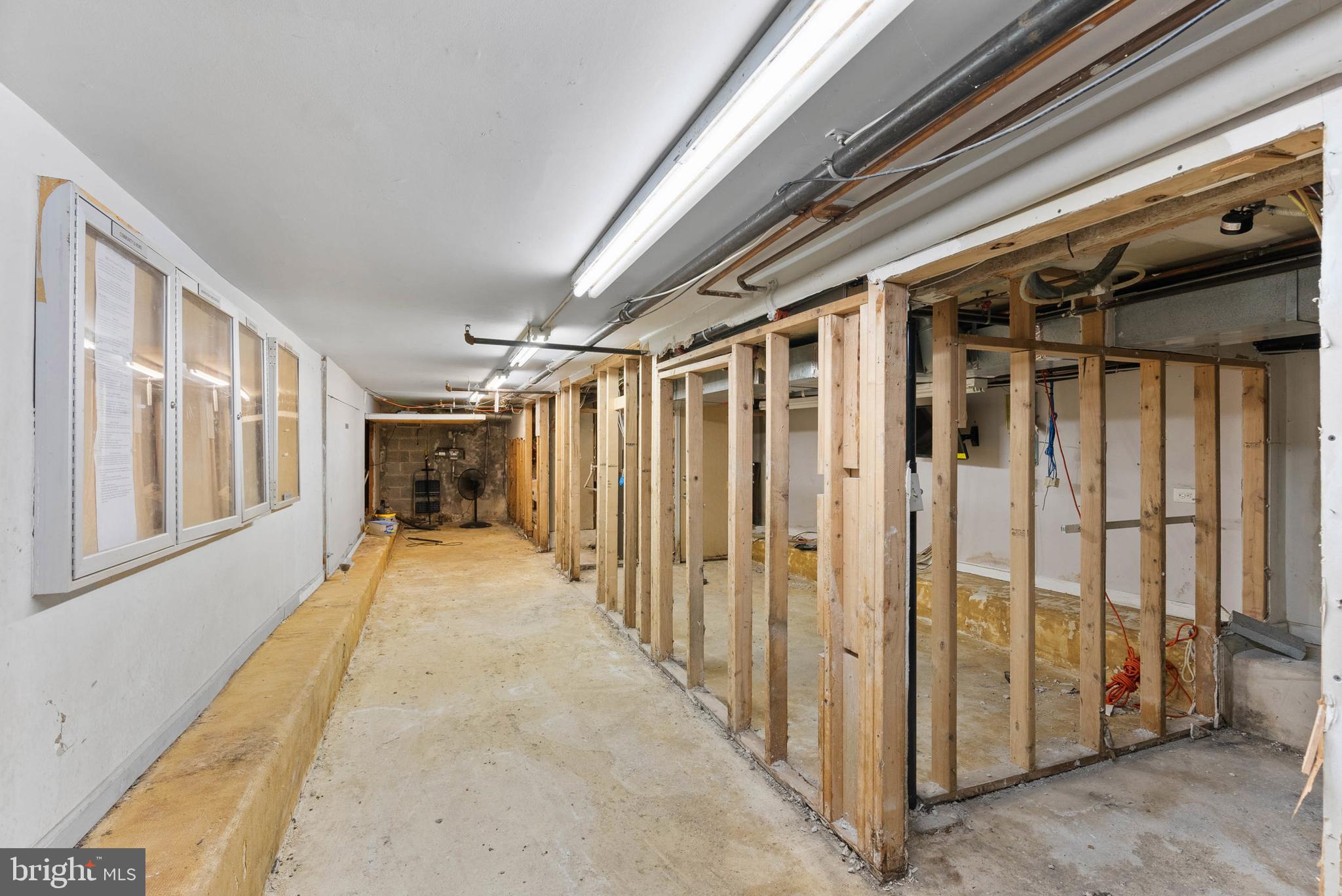 BELLA VISTA - Commercial Sale