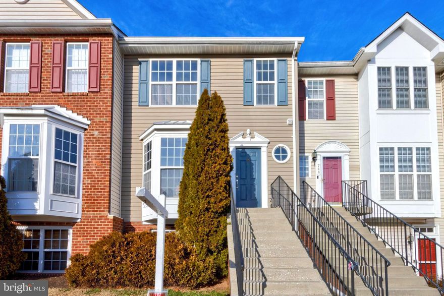 Welcome to this stunner in Glen Burnie in the Gated Community of Crain Summit.
Property has been fully remodeled and just awaits your family! Really large living room and dining room combo leads to very large kitchen with eat in kitchen area.
Three Bedrooms and two and a half baths. Lower-Level laundry and rear walk out to back area,
Beautiful brand-new blond plank flooring throughout with new carpeting - all replaced 2024.
Kitchen has all black newer appliances with 42" Oak Cabinets.