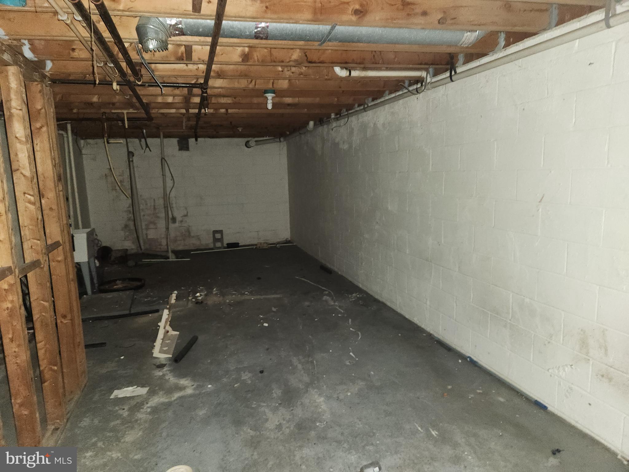 SANDTOWN-WINCHESTER - Residential