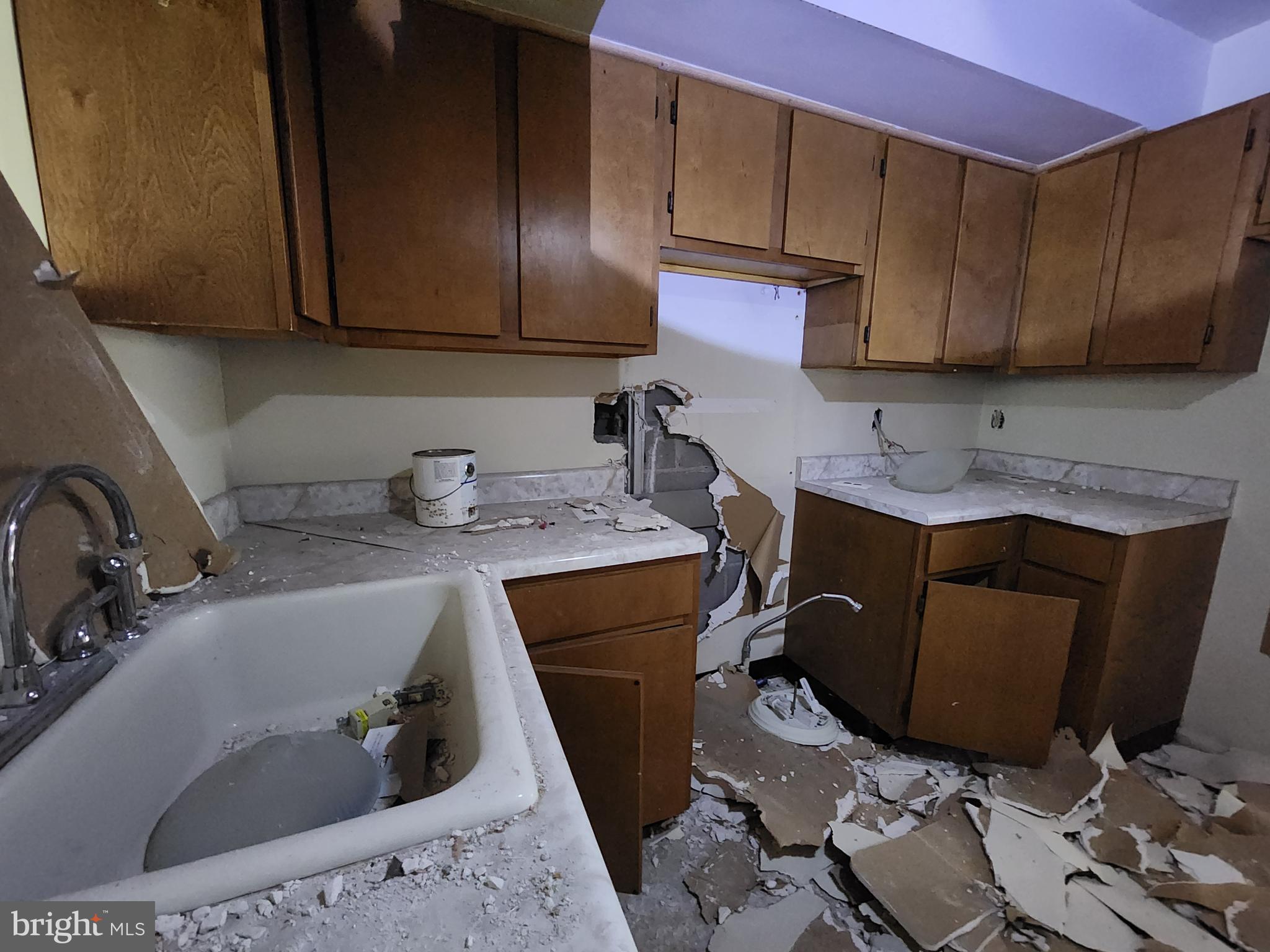 SANDTOWN-WINCHESTER - Residential