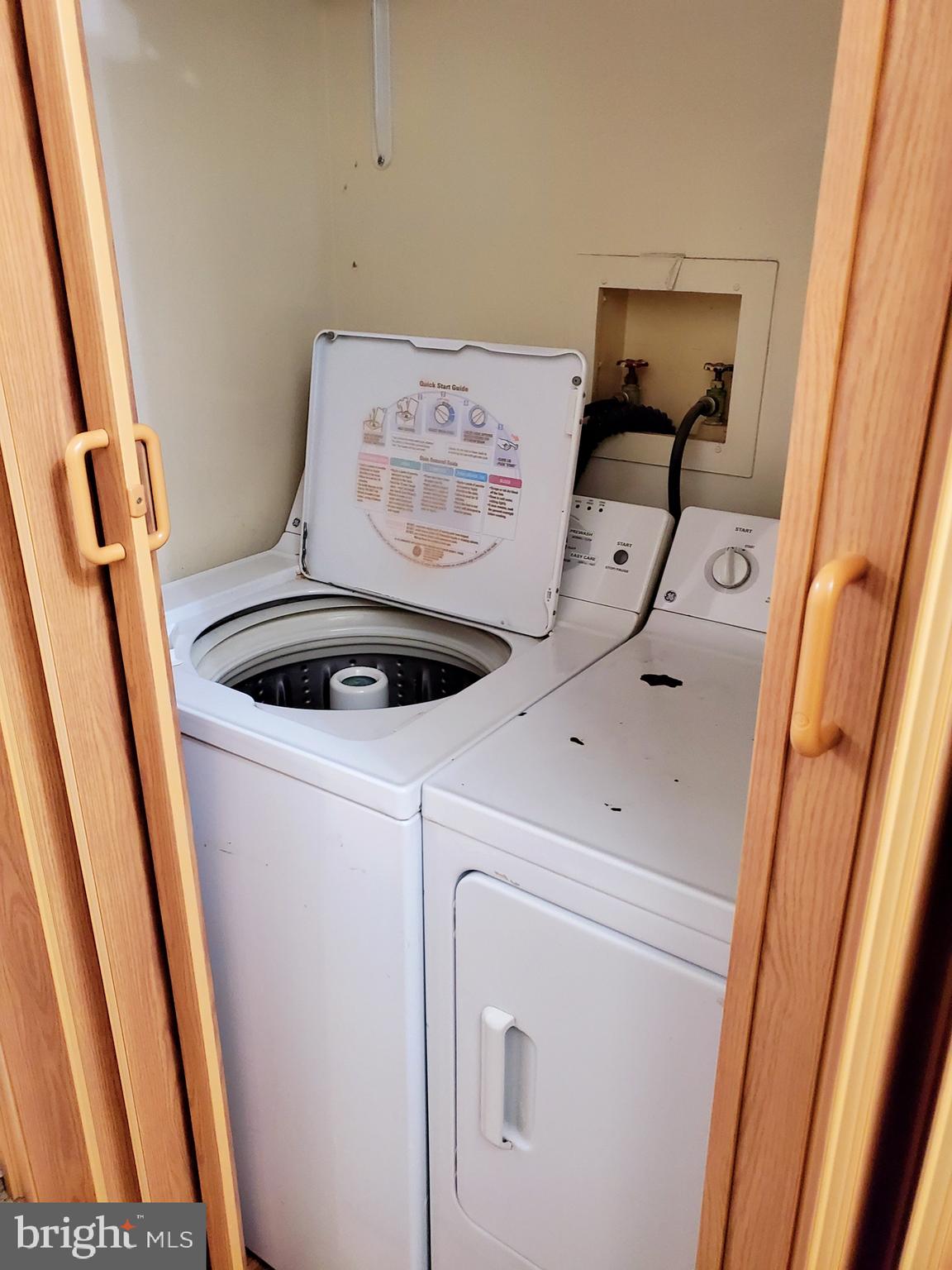 RYON WOODS SUB - Residential