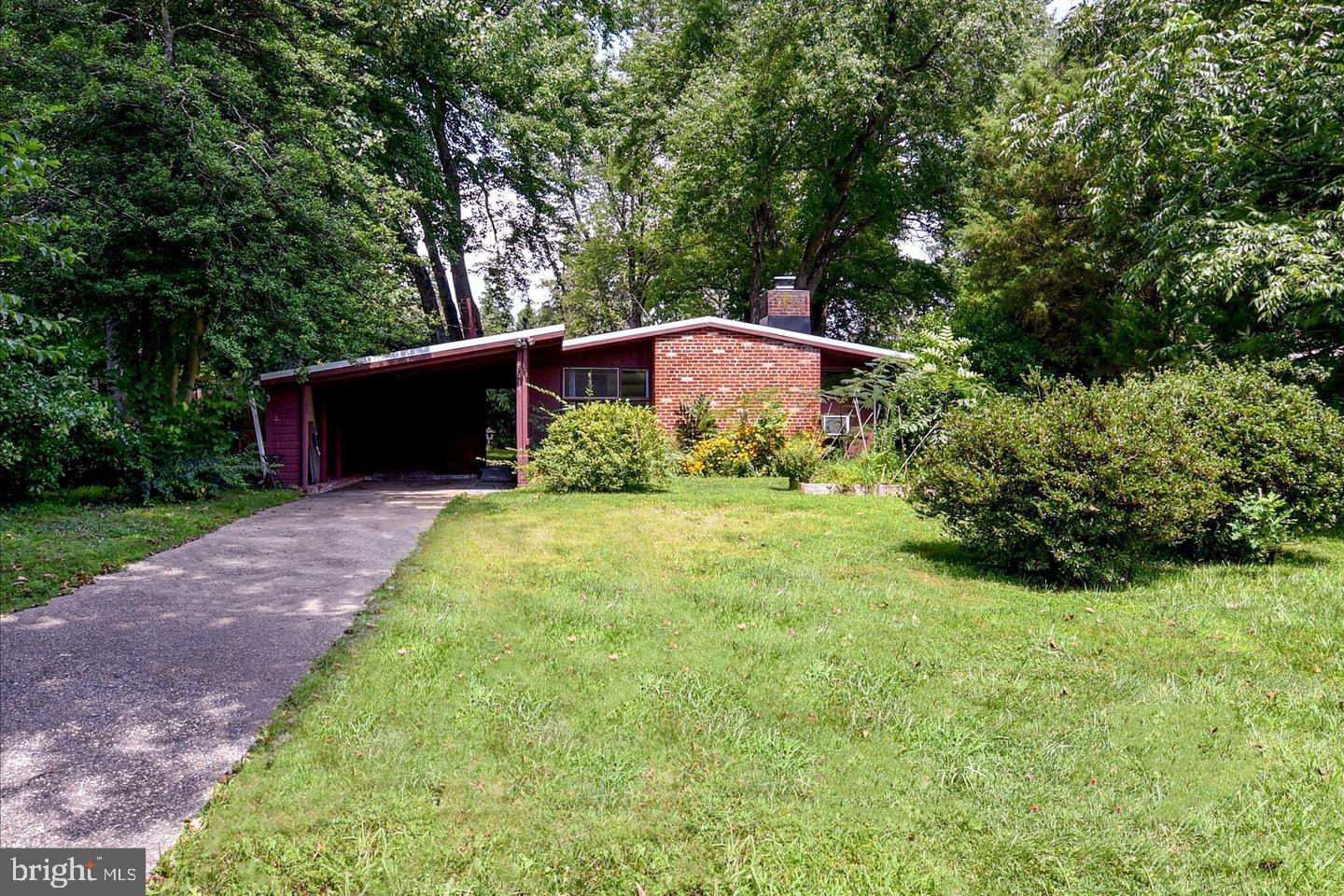 3415 GALLOWS ROAD