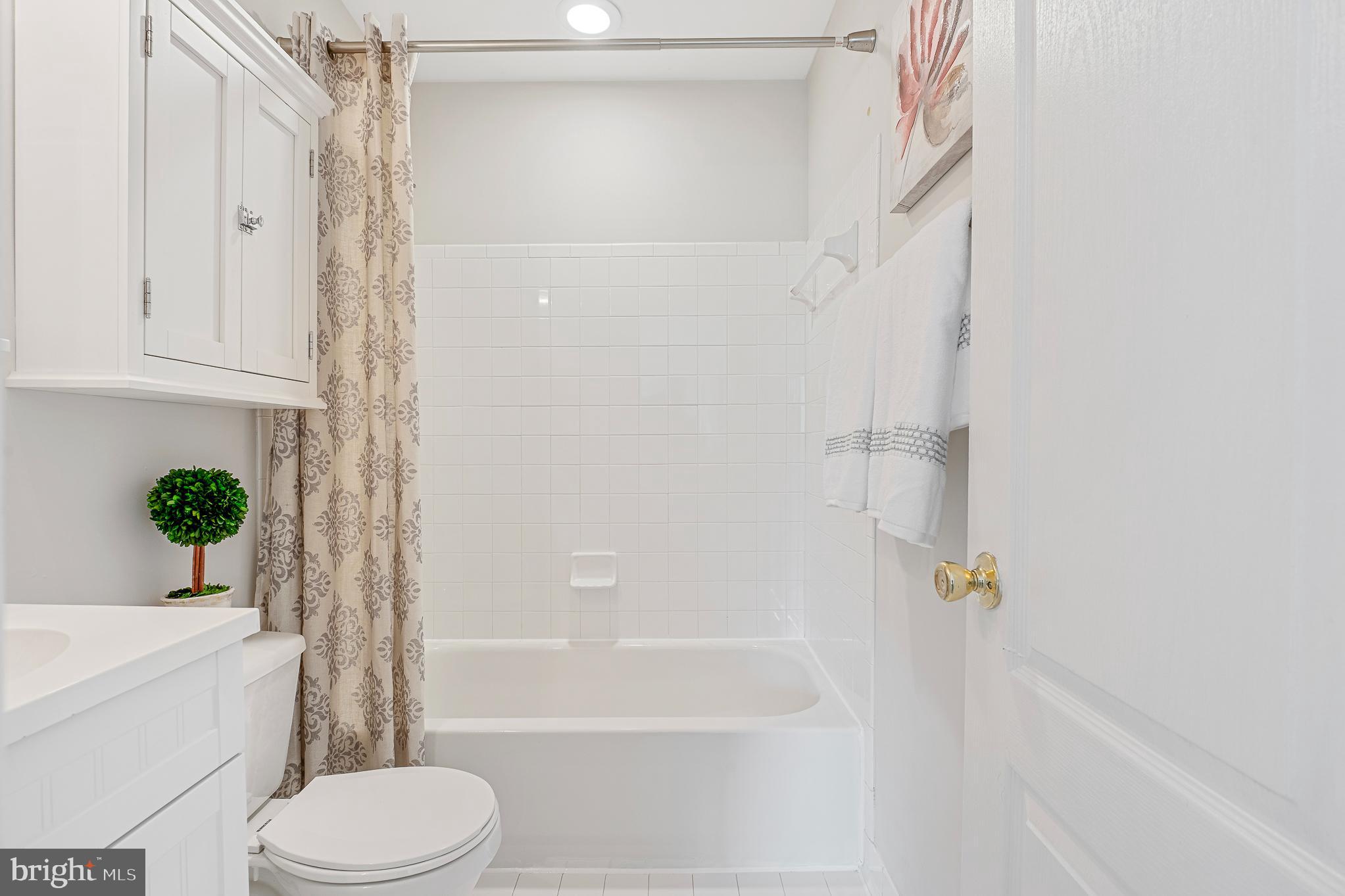 GAITHERSBURG TOWN - Residential