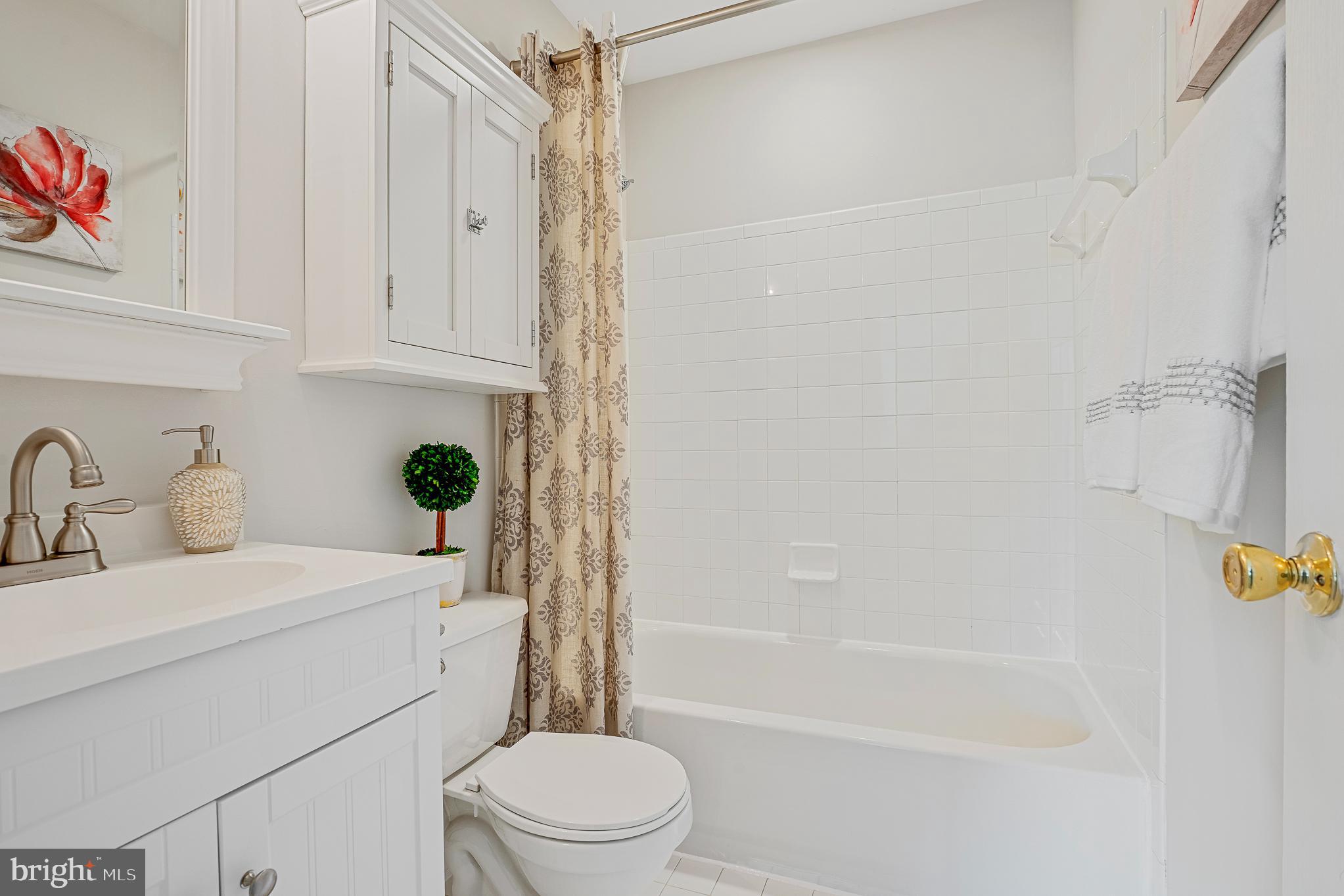 GAITHERSBURG TOWN - Residential