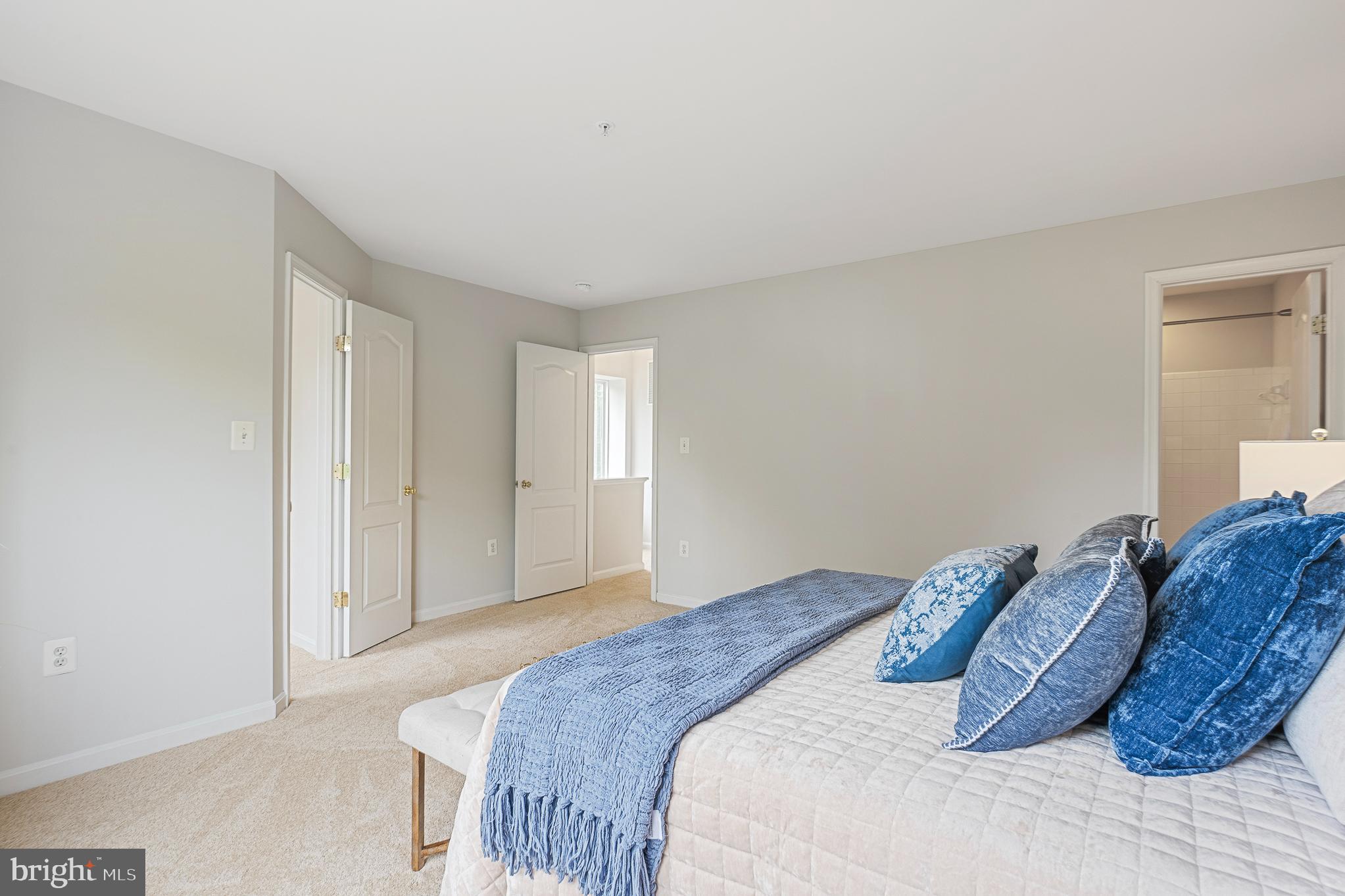 GAITHERSBURG TOWN - Residential