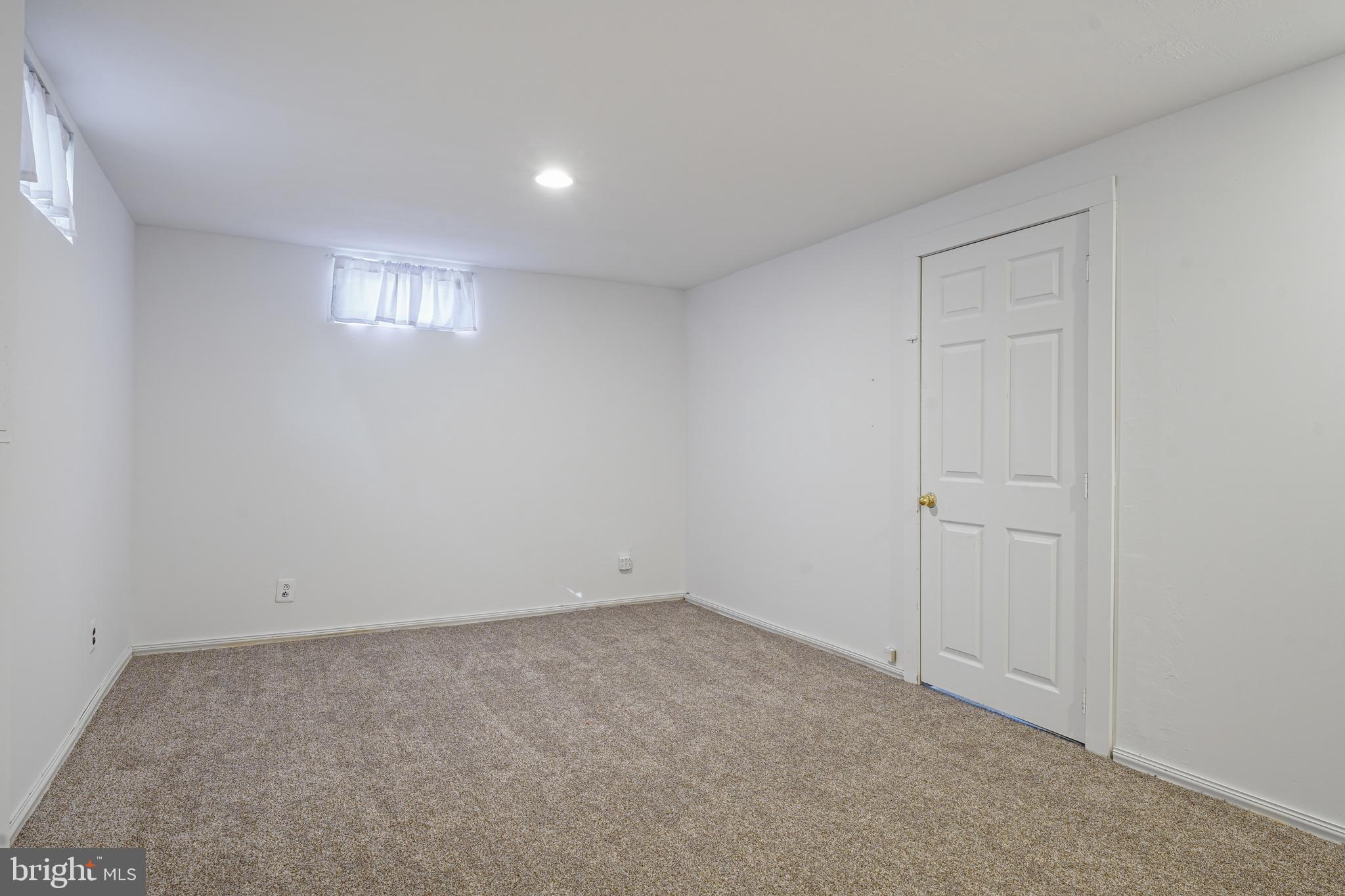 HILLTOP - Residential