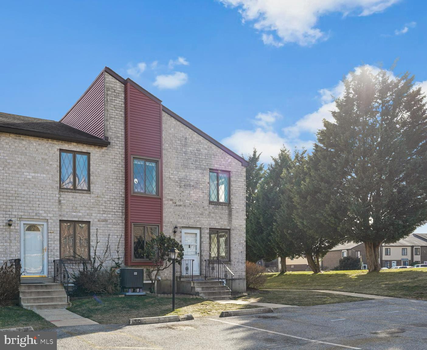 HILLTOP - Residential