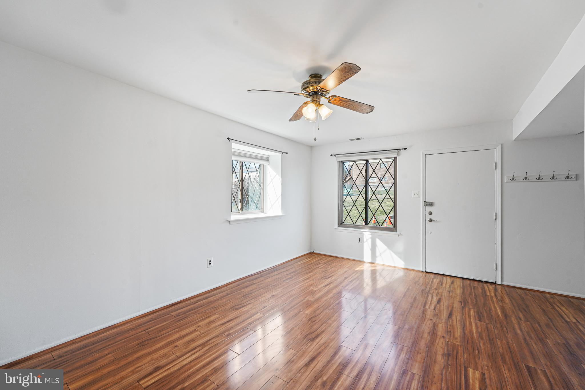 HILLTOP - Residential