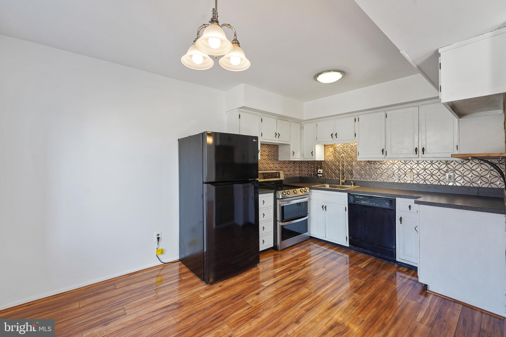 HILLTOP - Residential