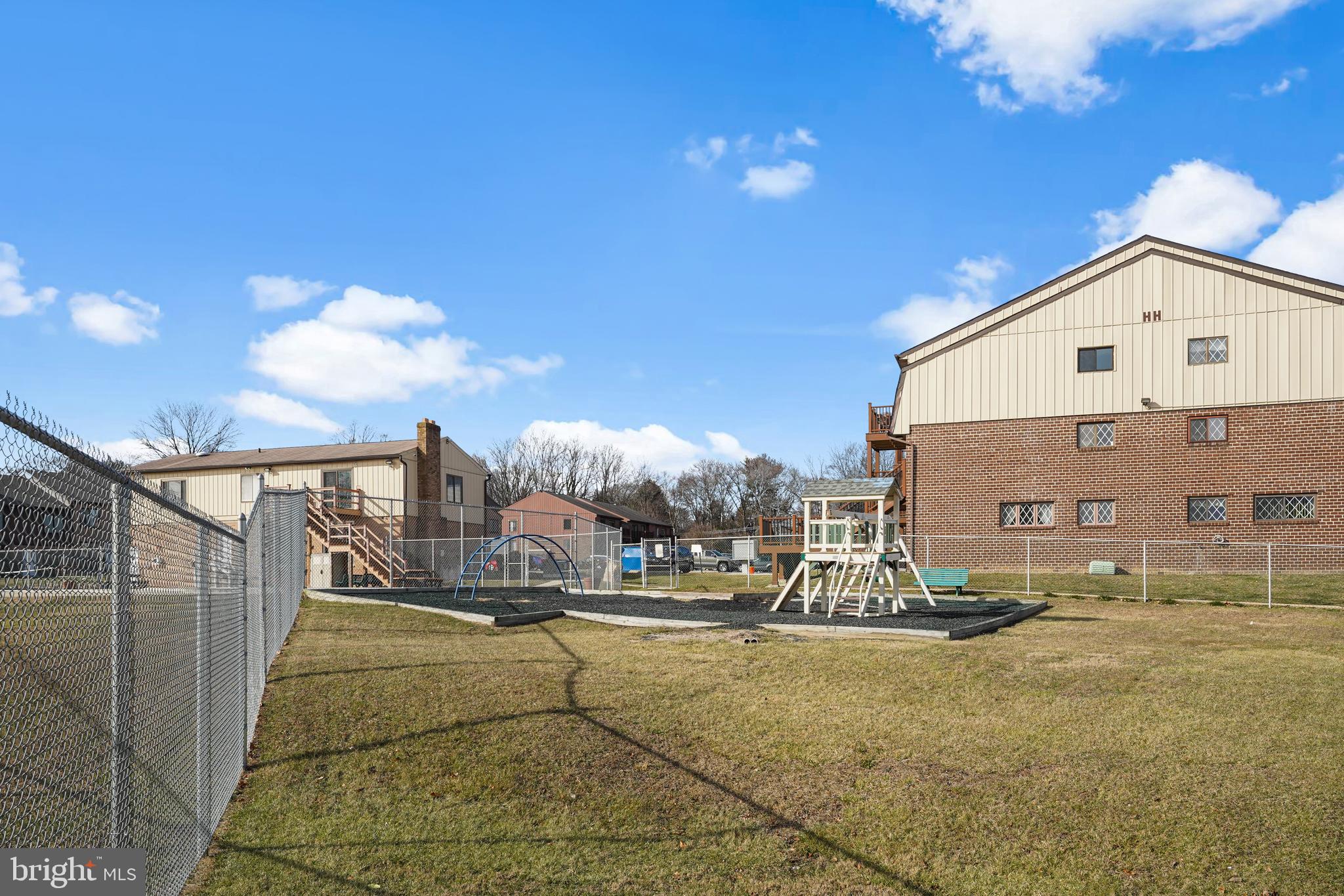 HILLTOP - Residential