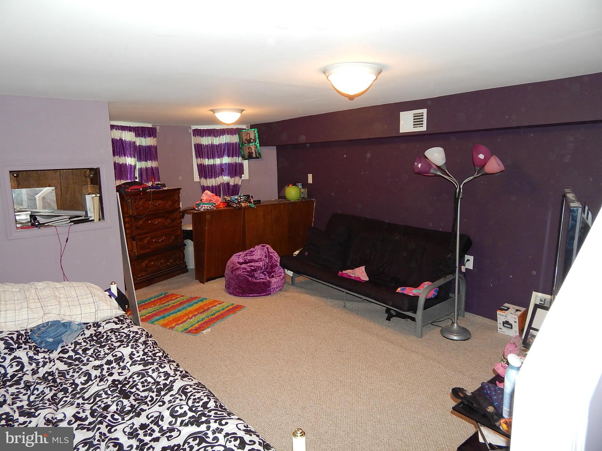 HAMPDEN HISTORIC DISTRICT - Residential