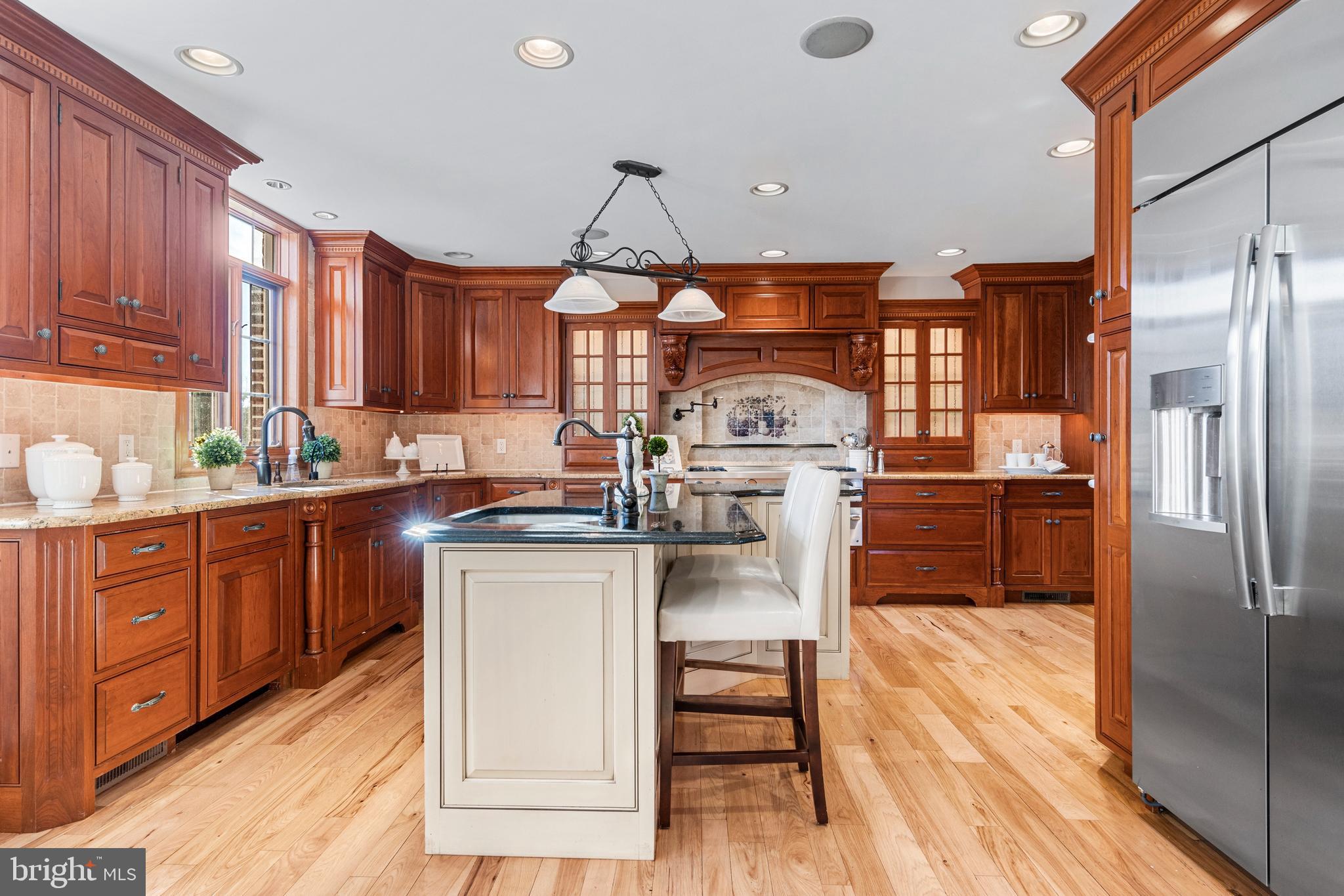 MARSHALL CREEK FAR - Residential