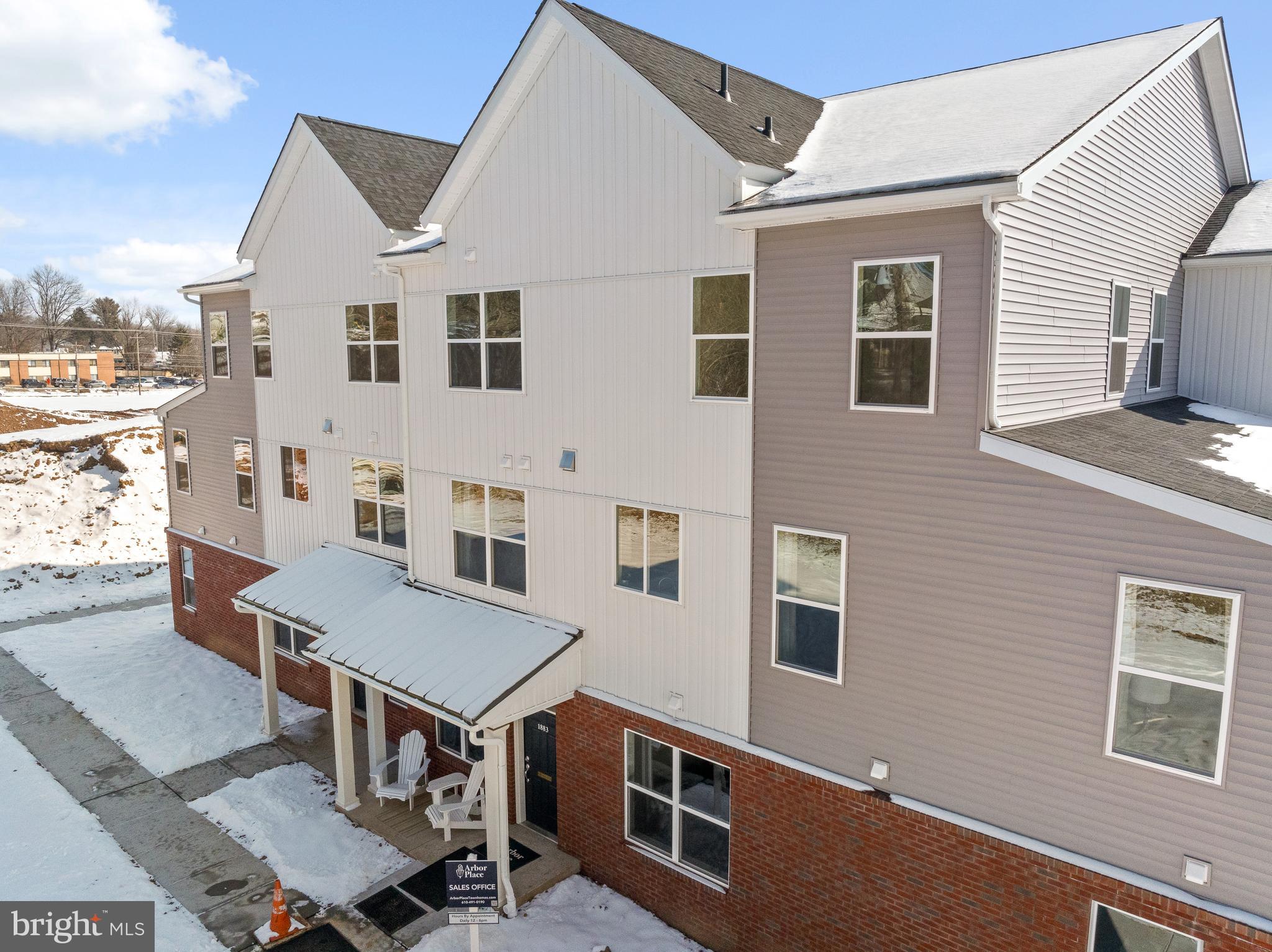 ARBOR PLACE - Residential