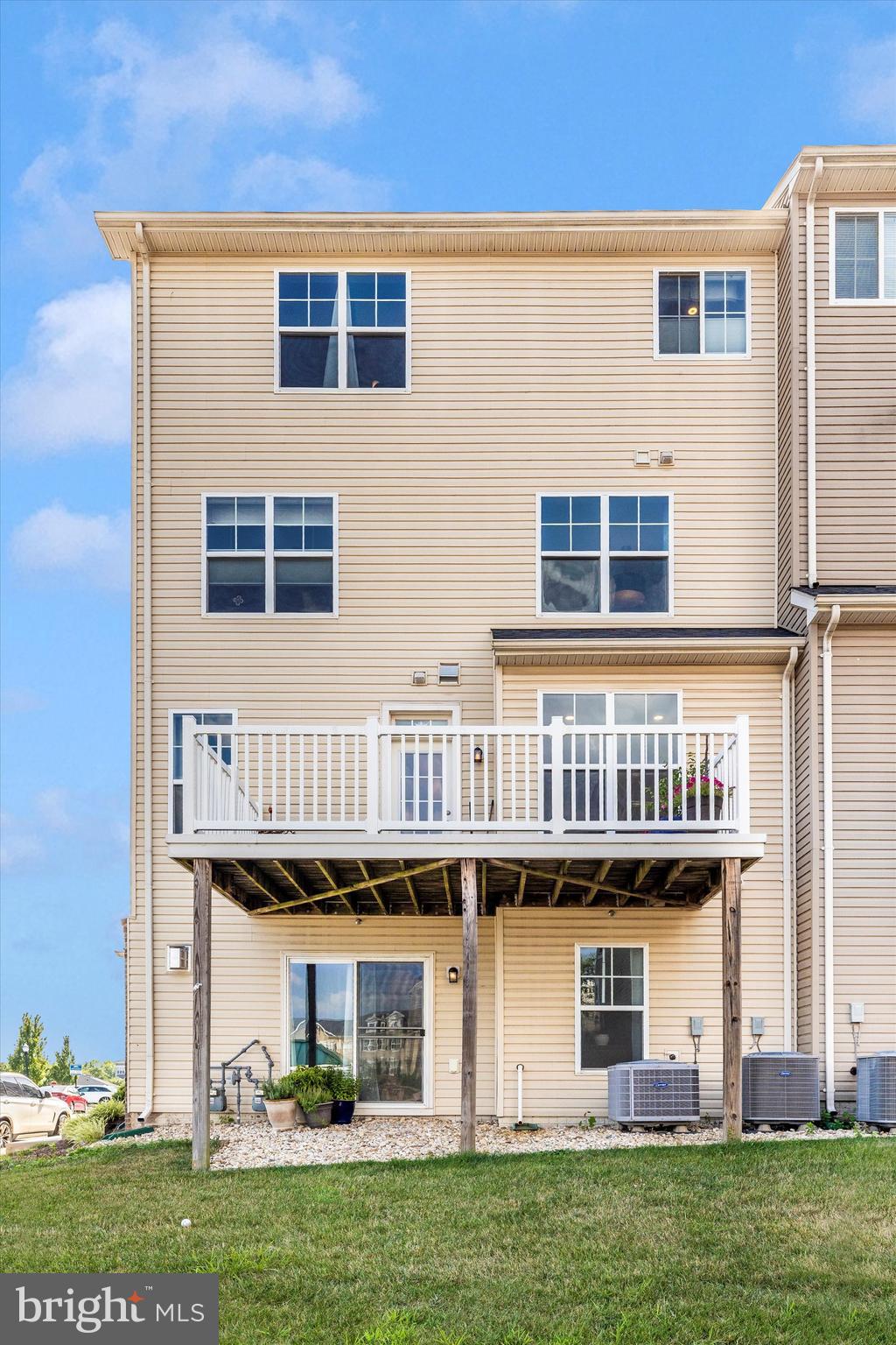 JEFFERSON PLACE - Residential