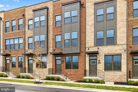 Townhouse For Rent - 828 Watts Street<br/> BALTIMORE, MD 21217
