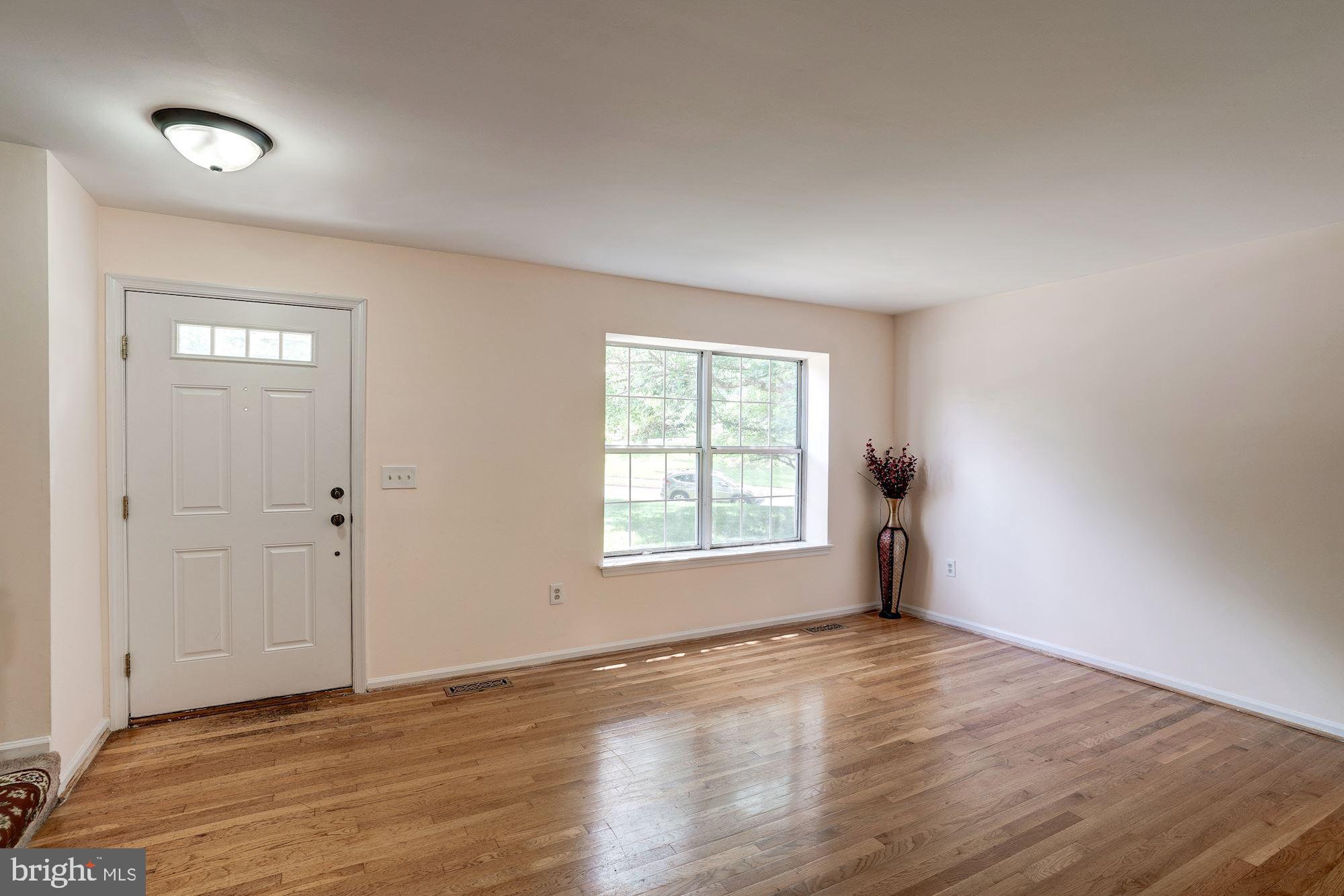 COUNTRYSIDE - Residential