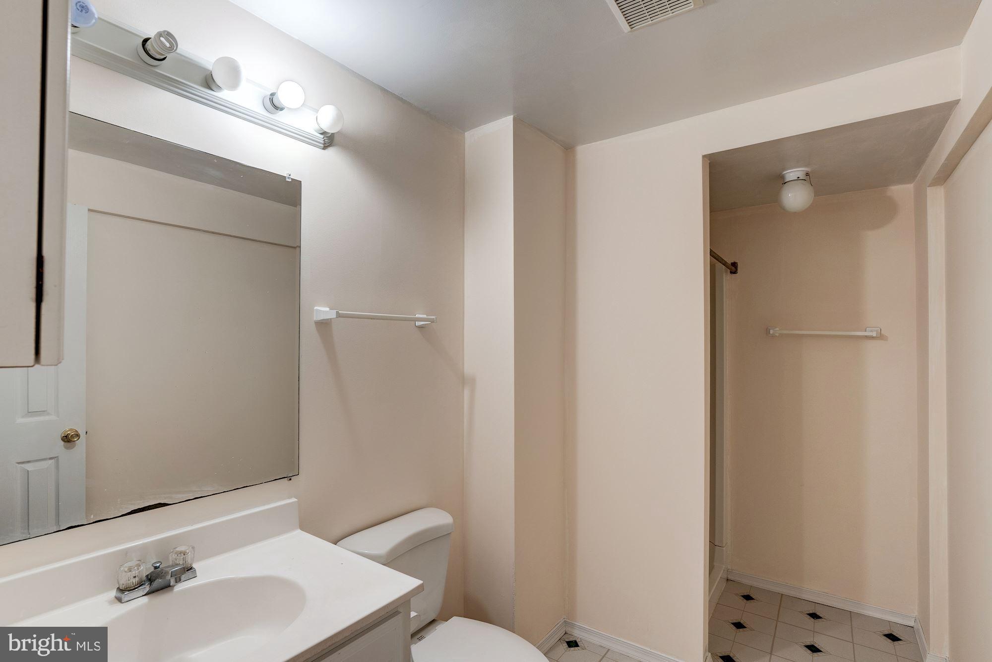 COUNTRYSIDE - Residential