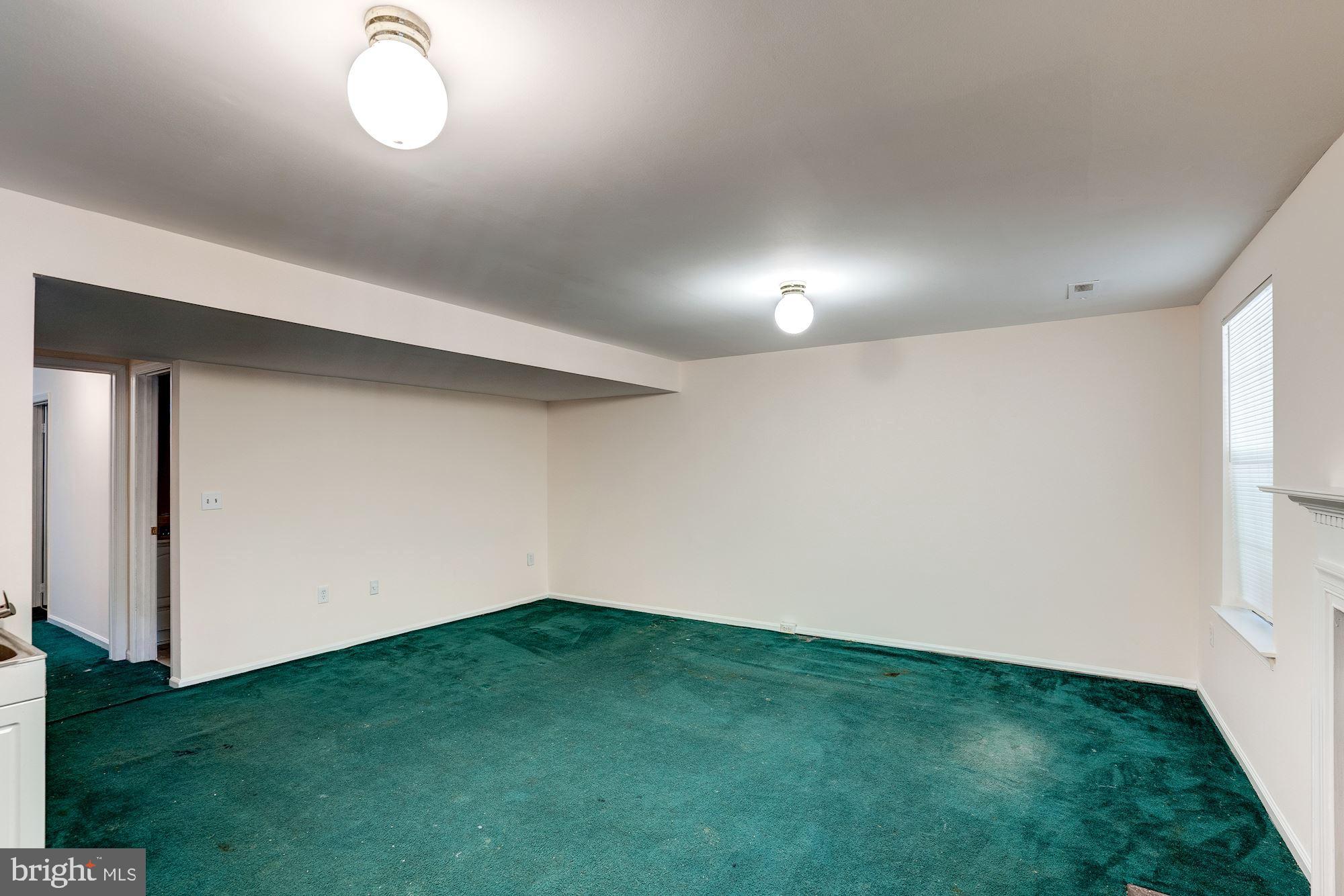 COUNTRYSIDE - Residential