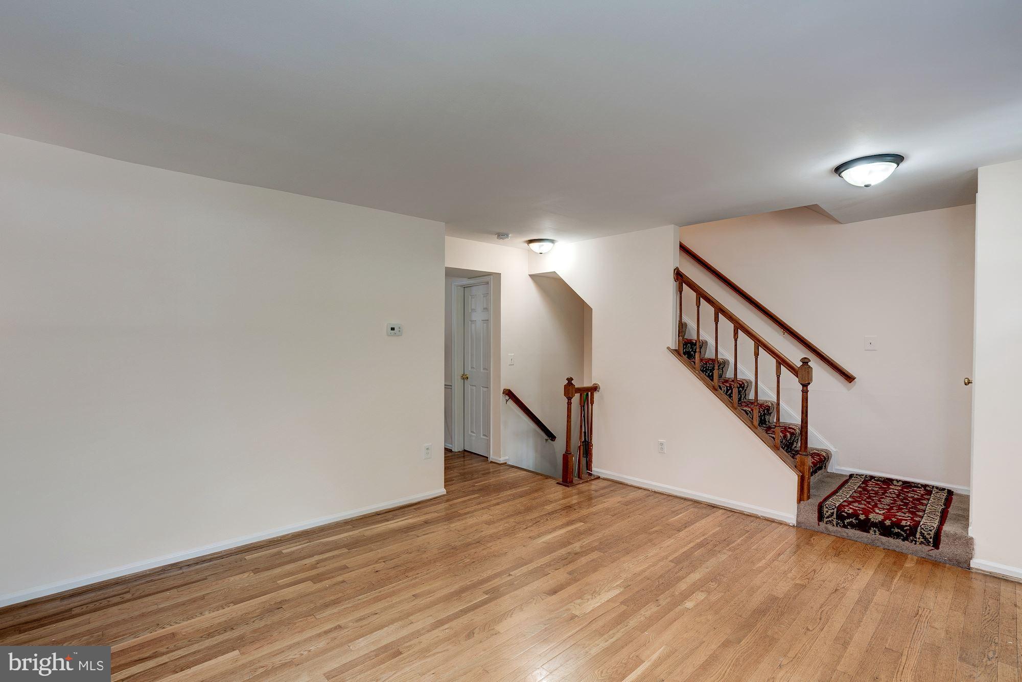 COUNTRYSIDE - Residential